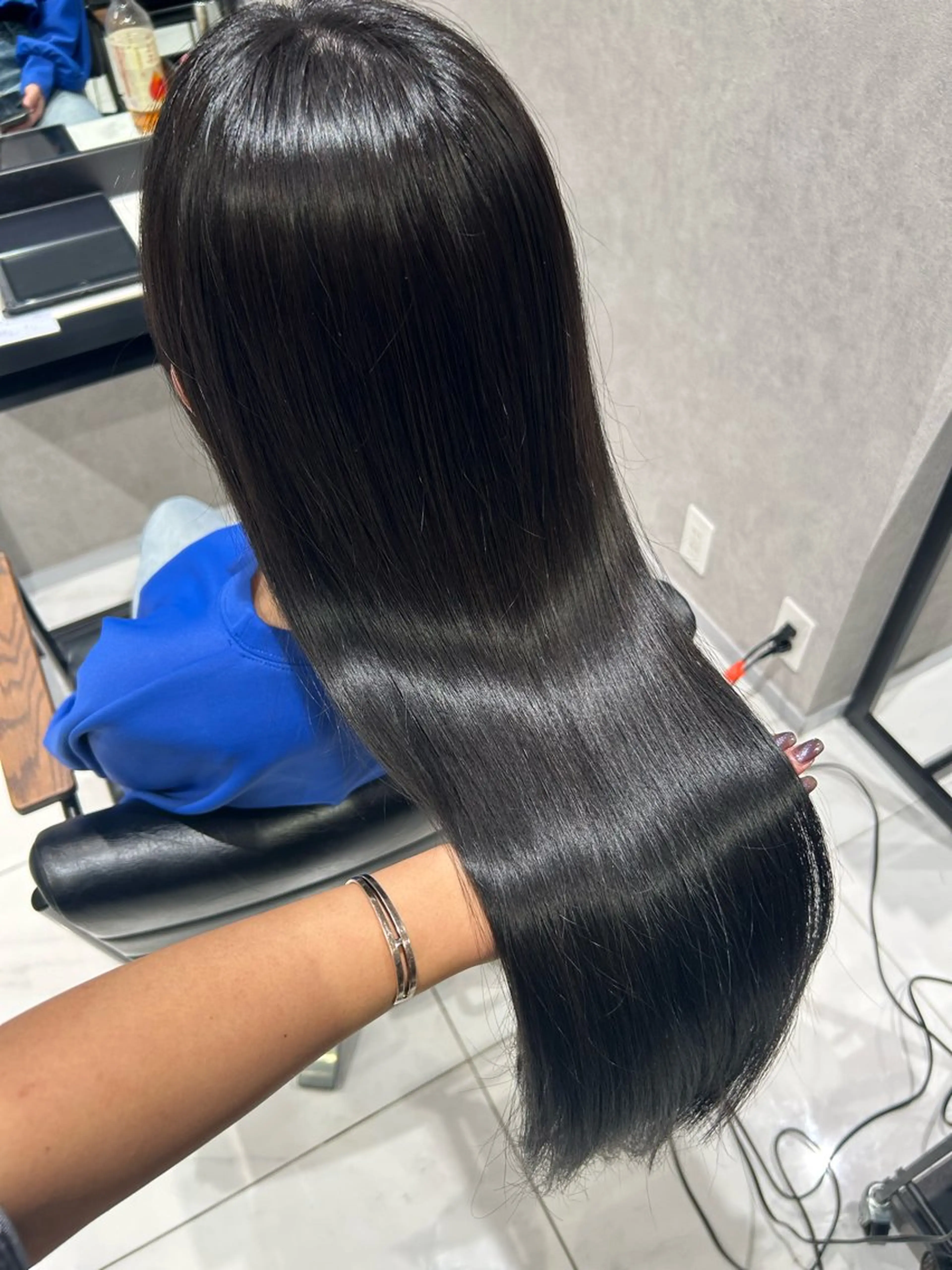 カラー 黒髪 透明感カラー💙 束感まつげ🪼海月のヘアスタイル