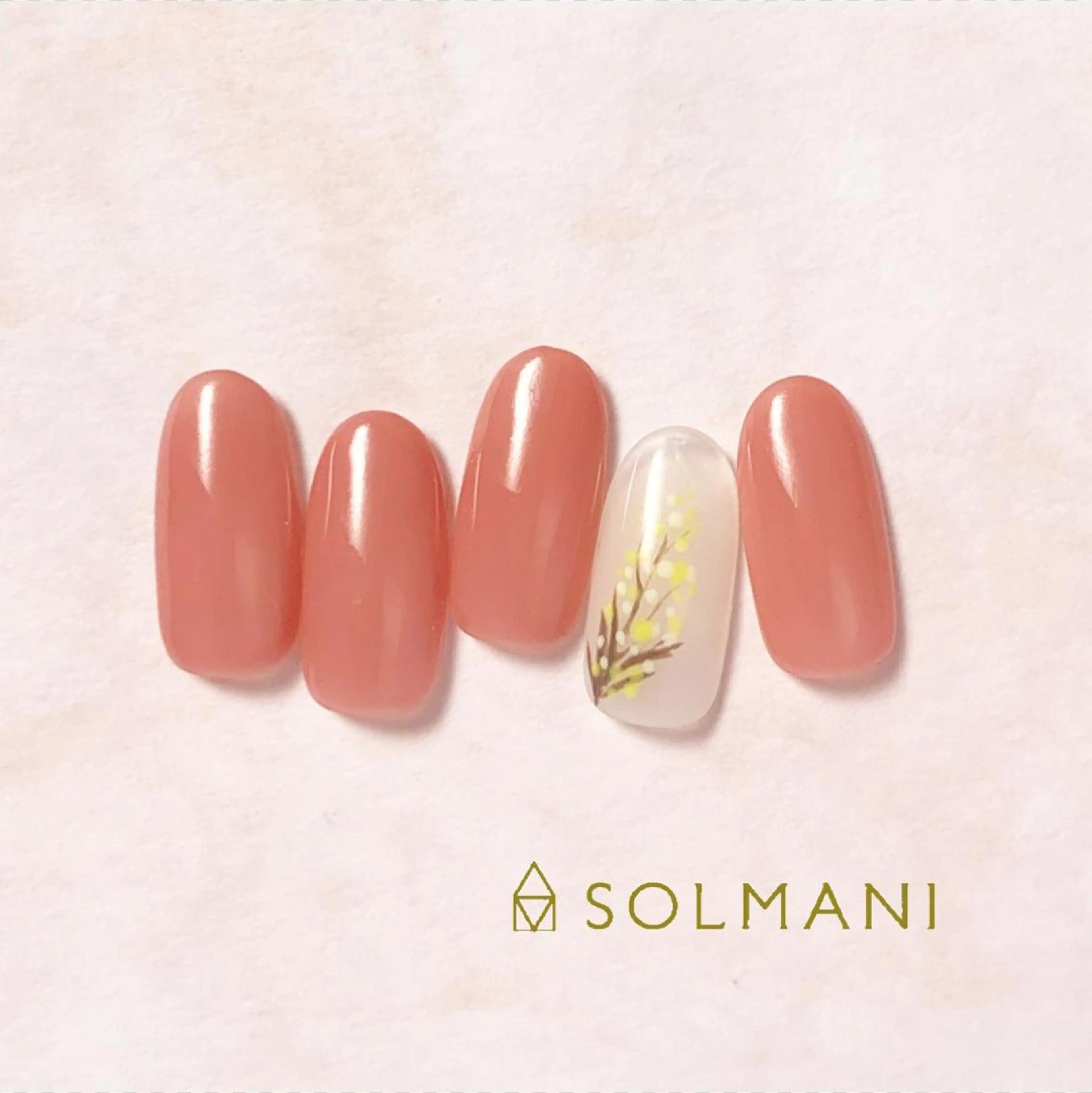 ネイル SOLMANI 予約担当のネイルデザイン