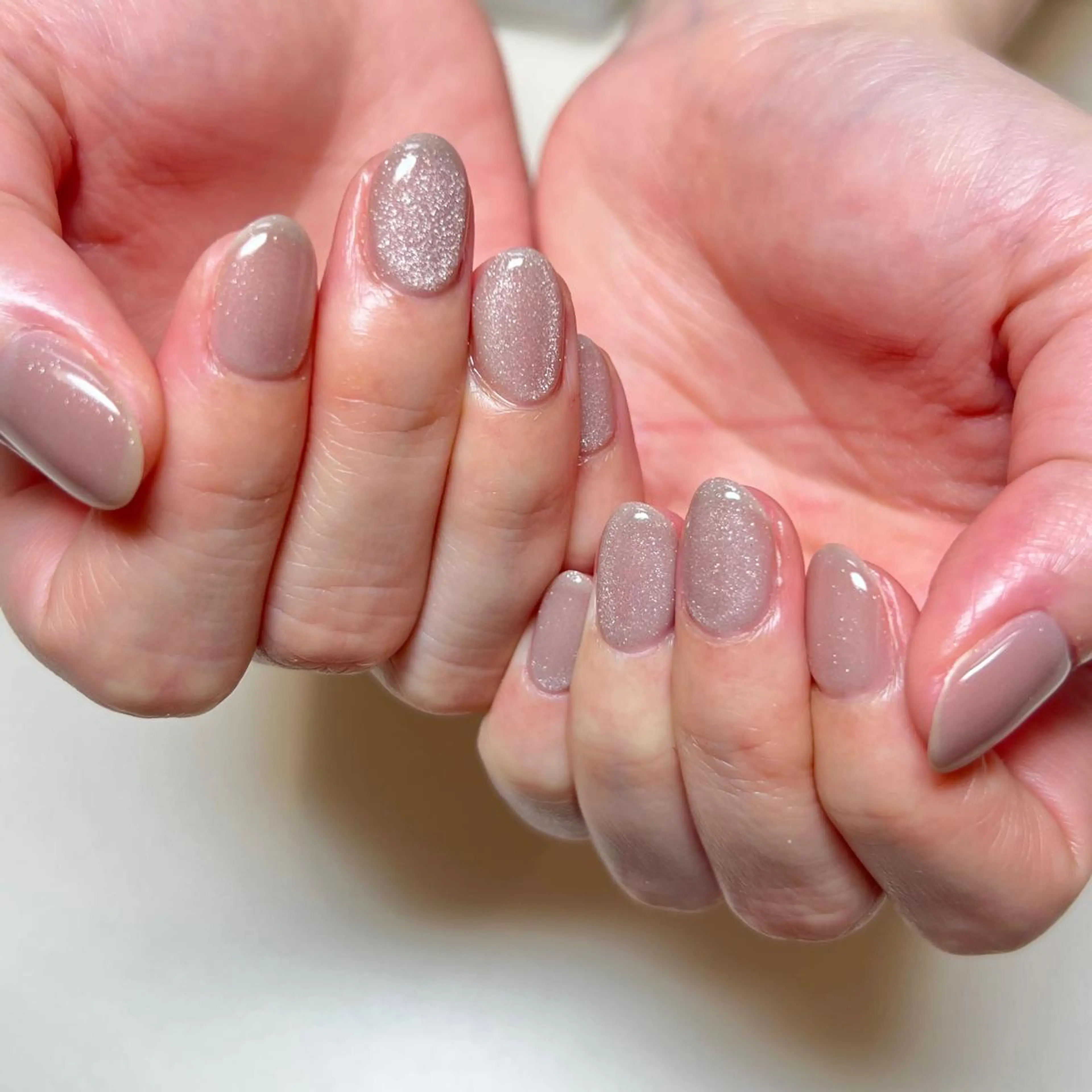 ネイル アートネイル マグネットネイル マグネットワンカラー 持ち込み ワンカラーネイル ハンドネイル REHTOF ｜朝7時Open☀️のネイルデザイン