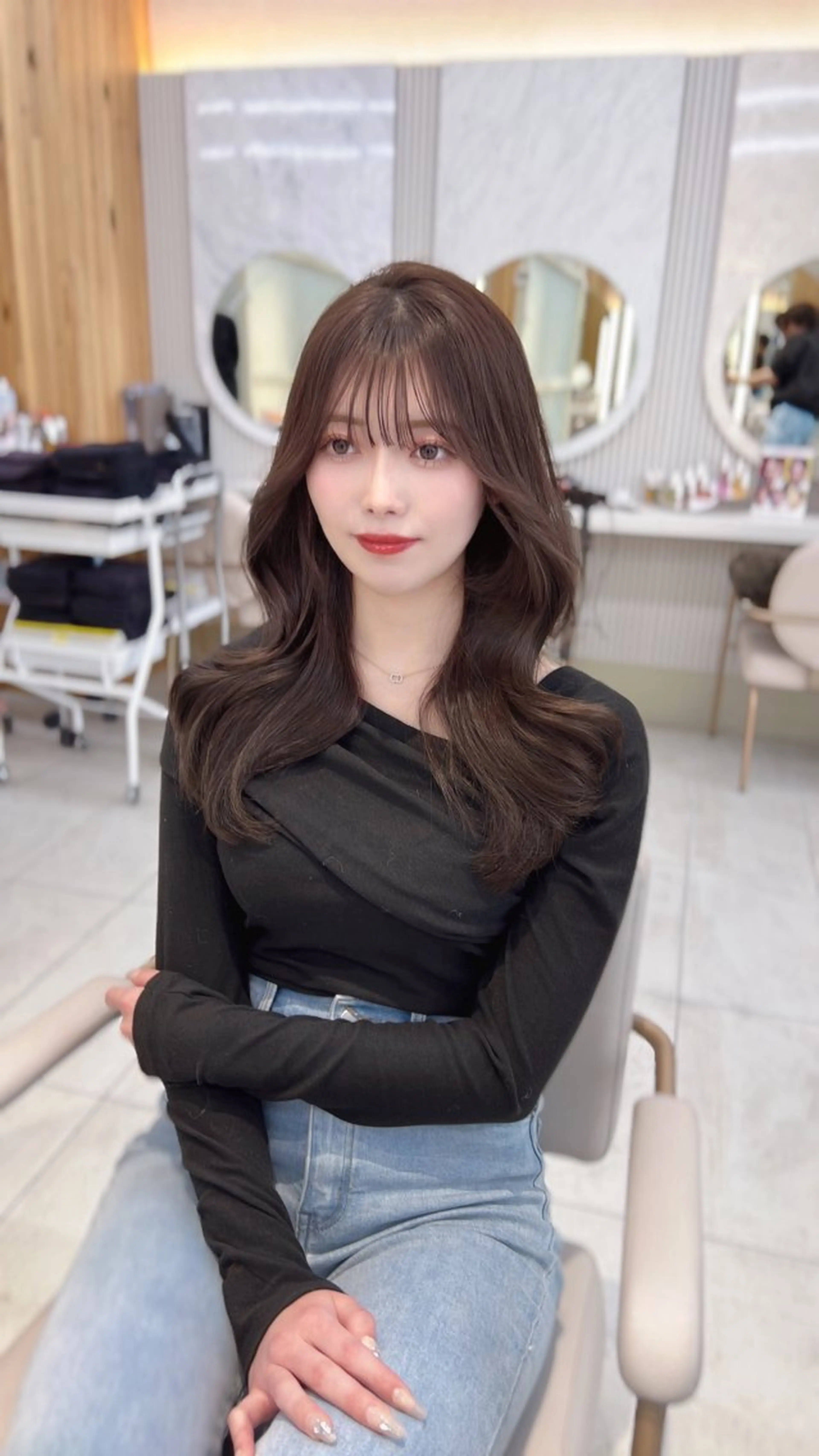 ロング レイヤーカット/ 顔まわり/アオイのヘアスタイル