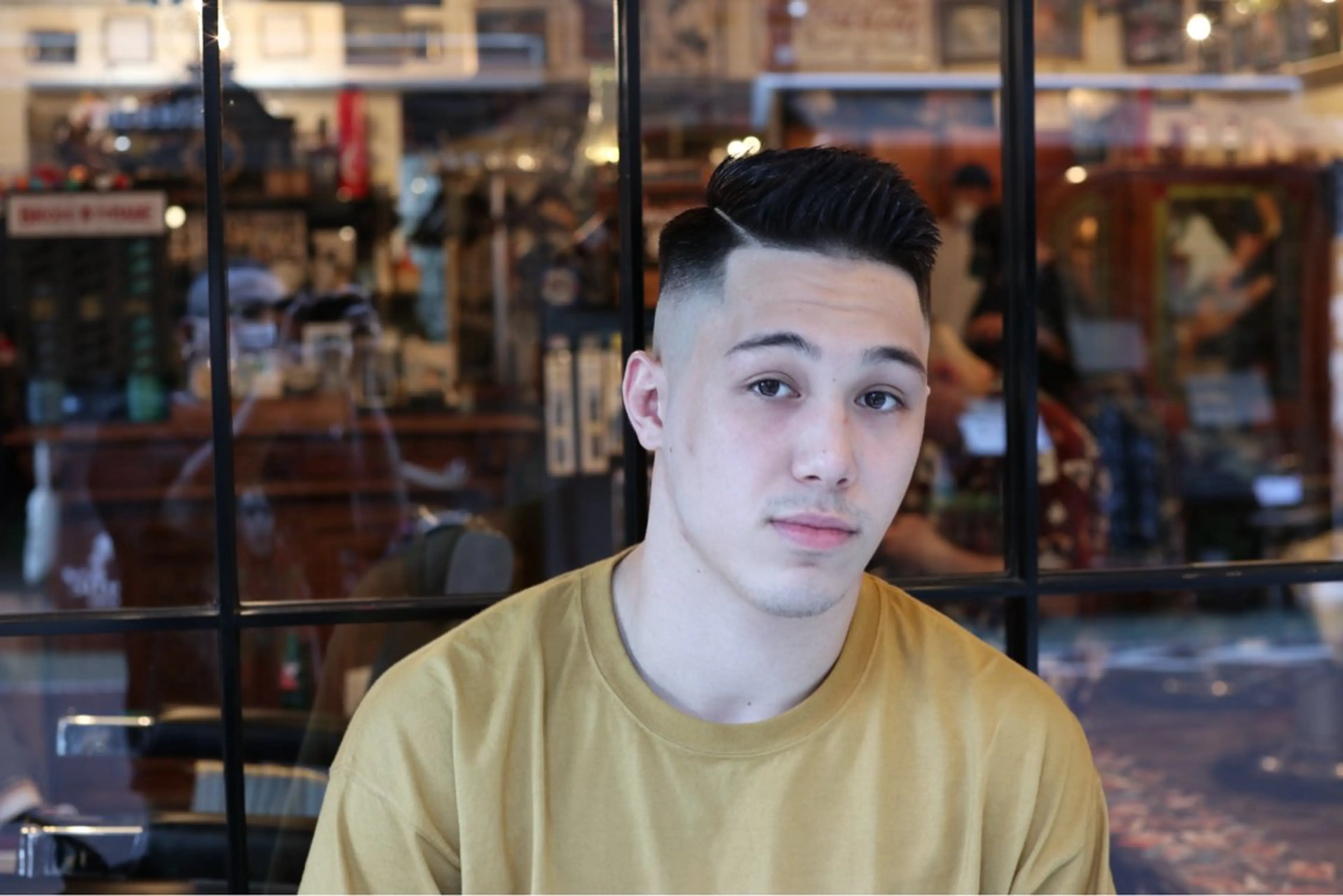 メンズ フェードカット 断髪刈舞 STAFFのヘアスタイル