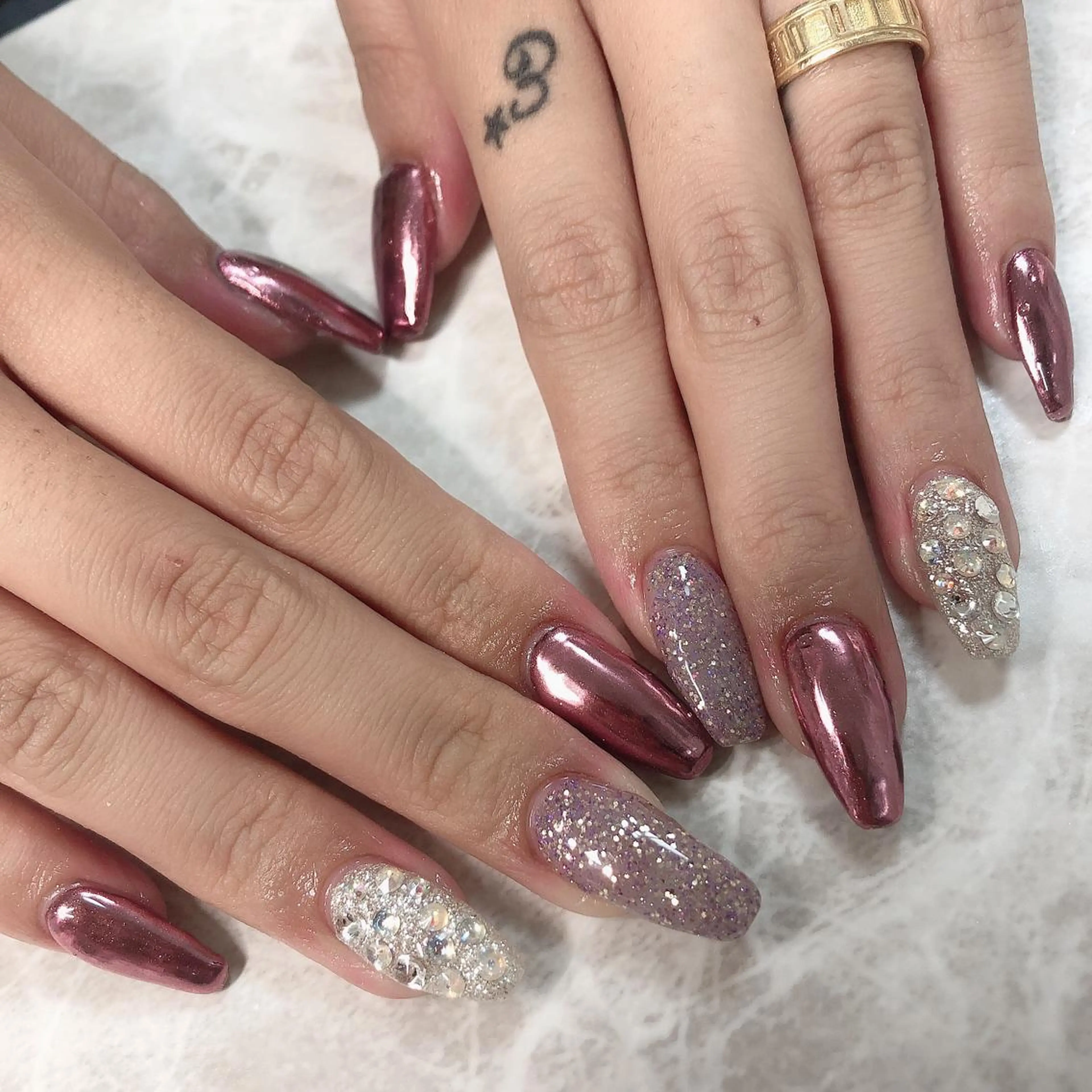 ネイル L'ea  Rose レア・ローズのネイルデザイン