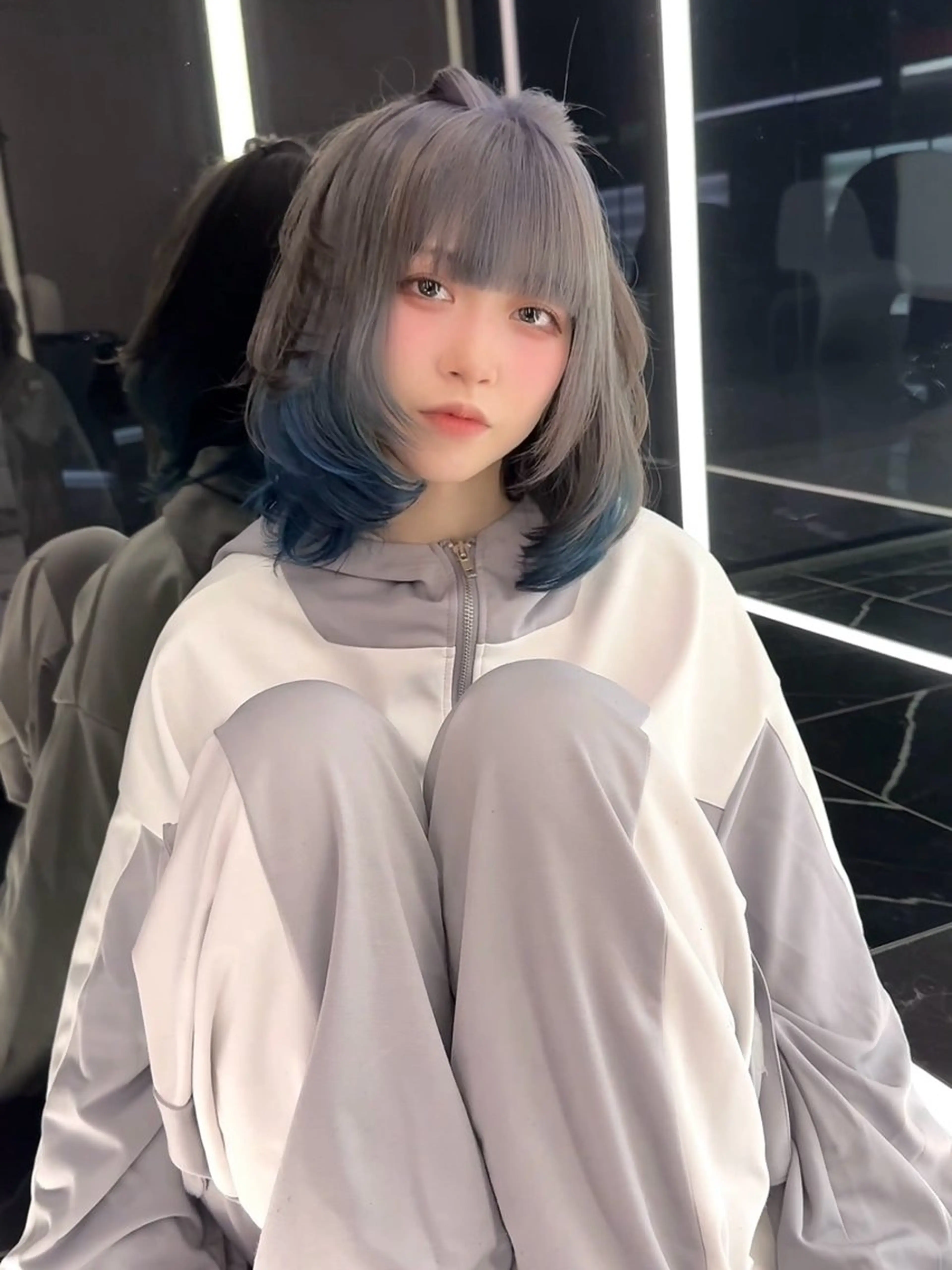 ミディアム カラー りょうへい/ 全頭ブリーチ/渋谷のヘアスタイル