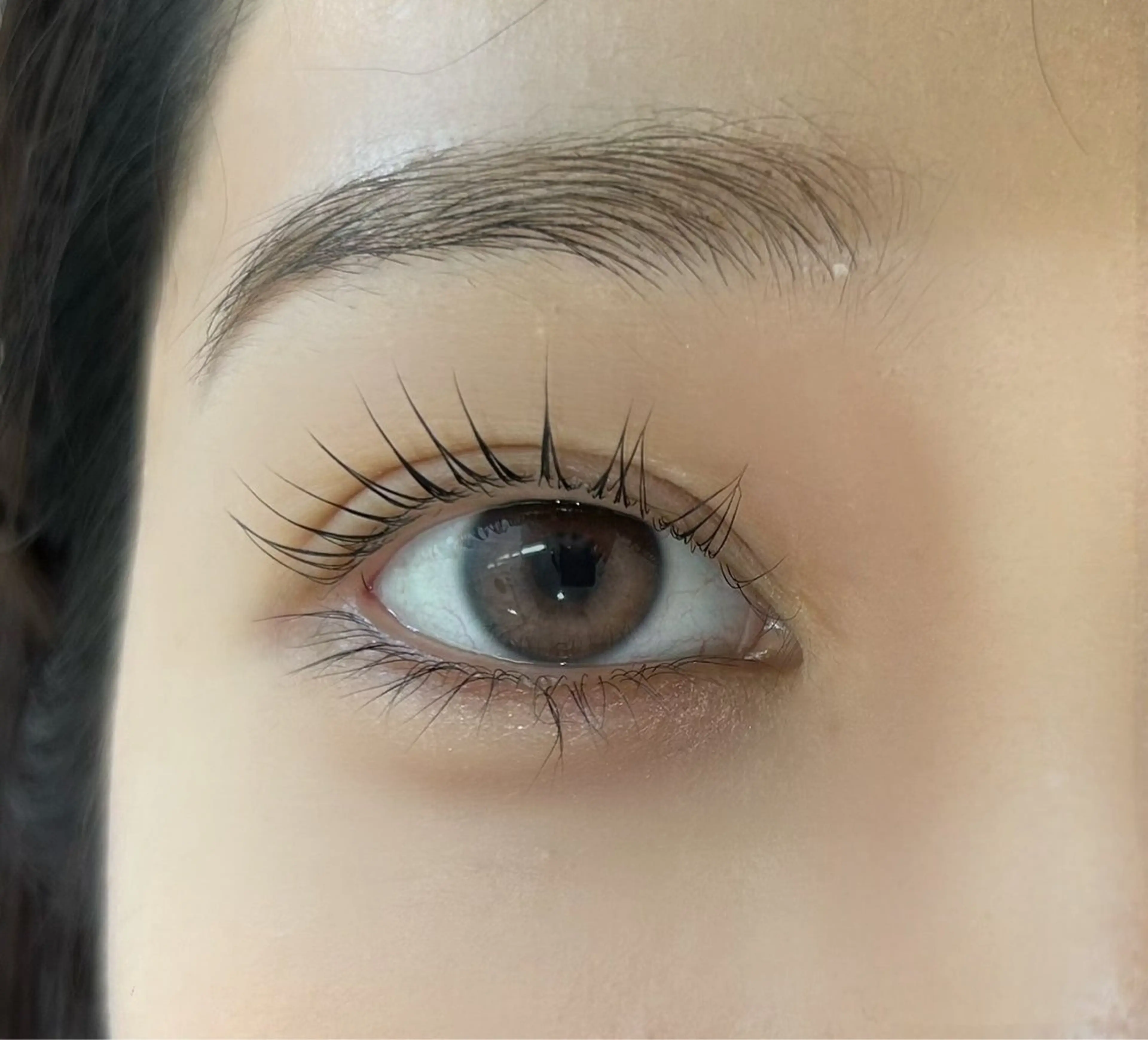 パーマ 芹澤 瑠里の眉毛・アイブロウイメージ