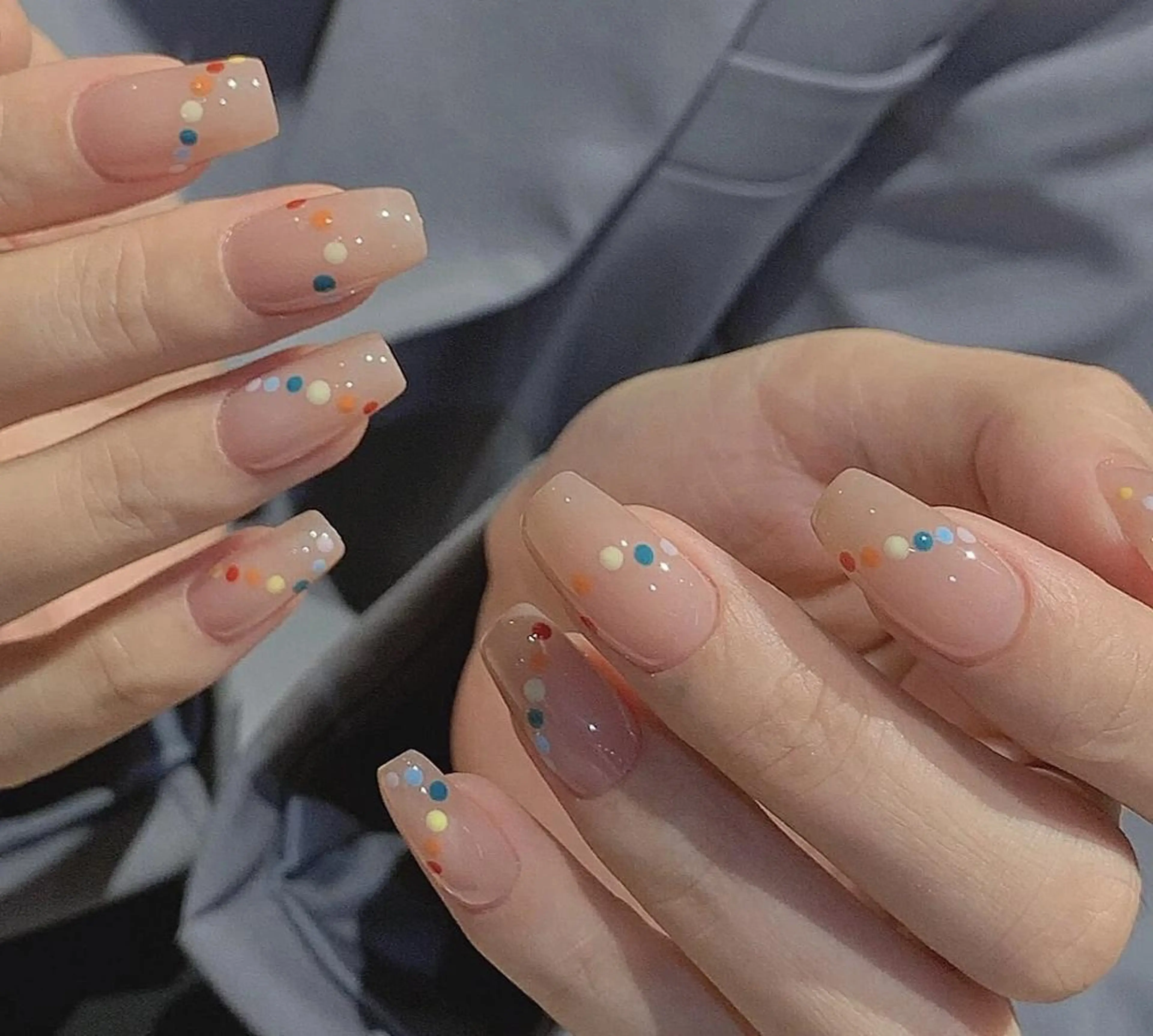 ネイル シンプルネイル れん 蓮のネイルデザイン