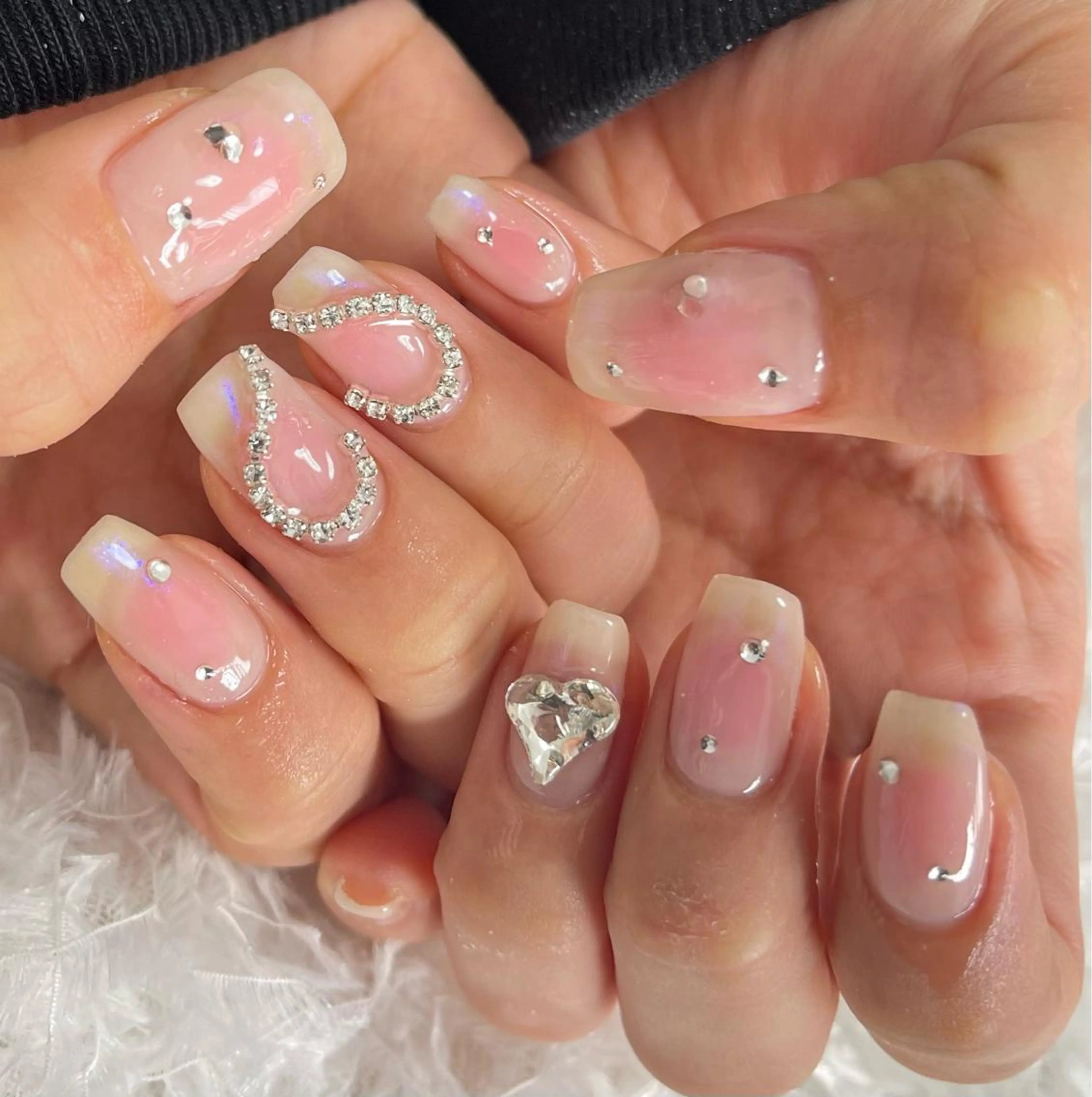 ネイル ストーンネイル ハンドネイル celica所属・松田 由真のネイルデザイン