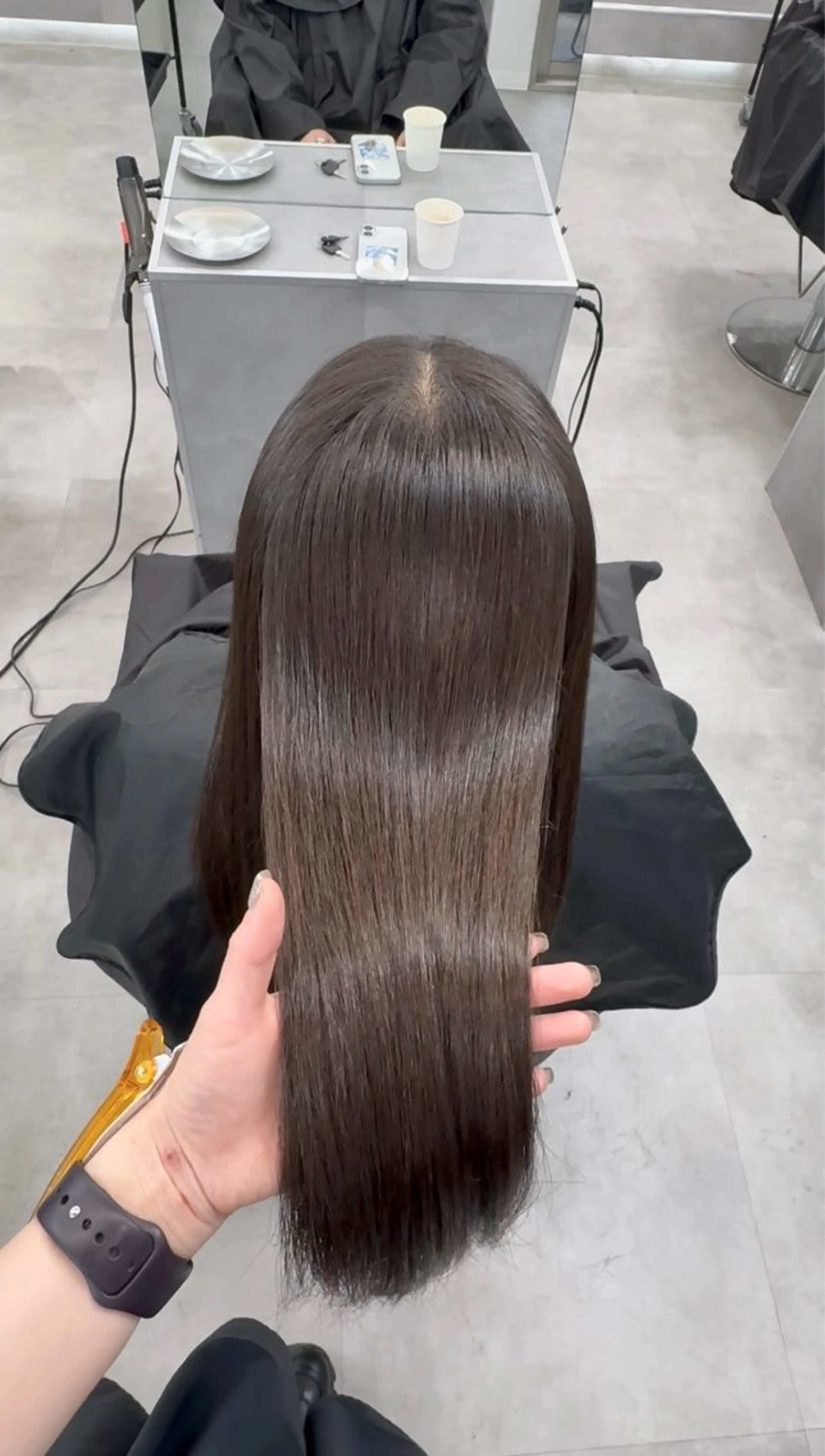 ロング puty.所属・レイヤー/縮毛矯正/ 顔周りカット/韓国のヘアスタイル