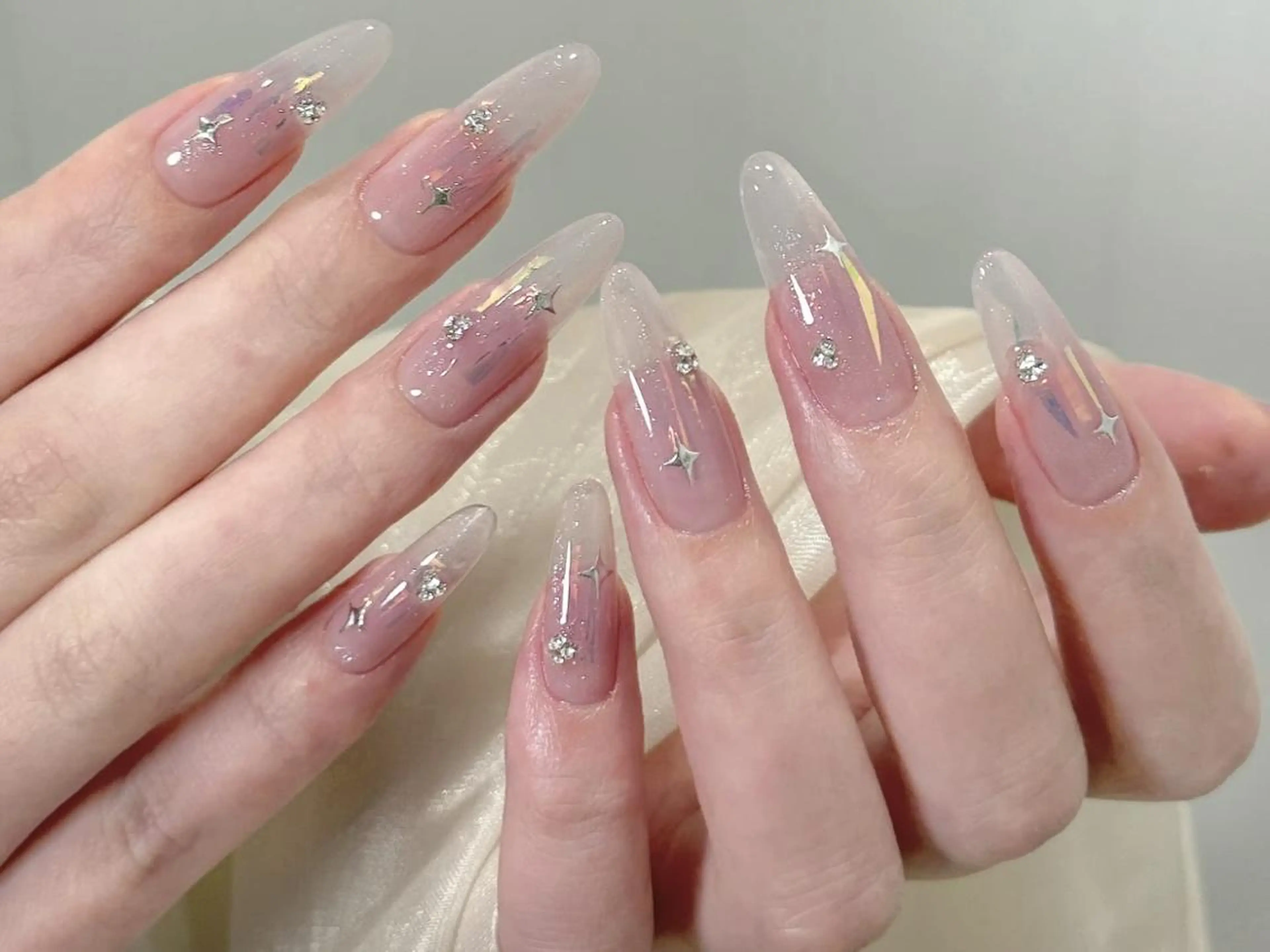 ネイル One plus StudioNailのネイルデザイン