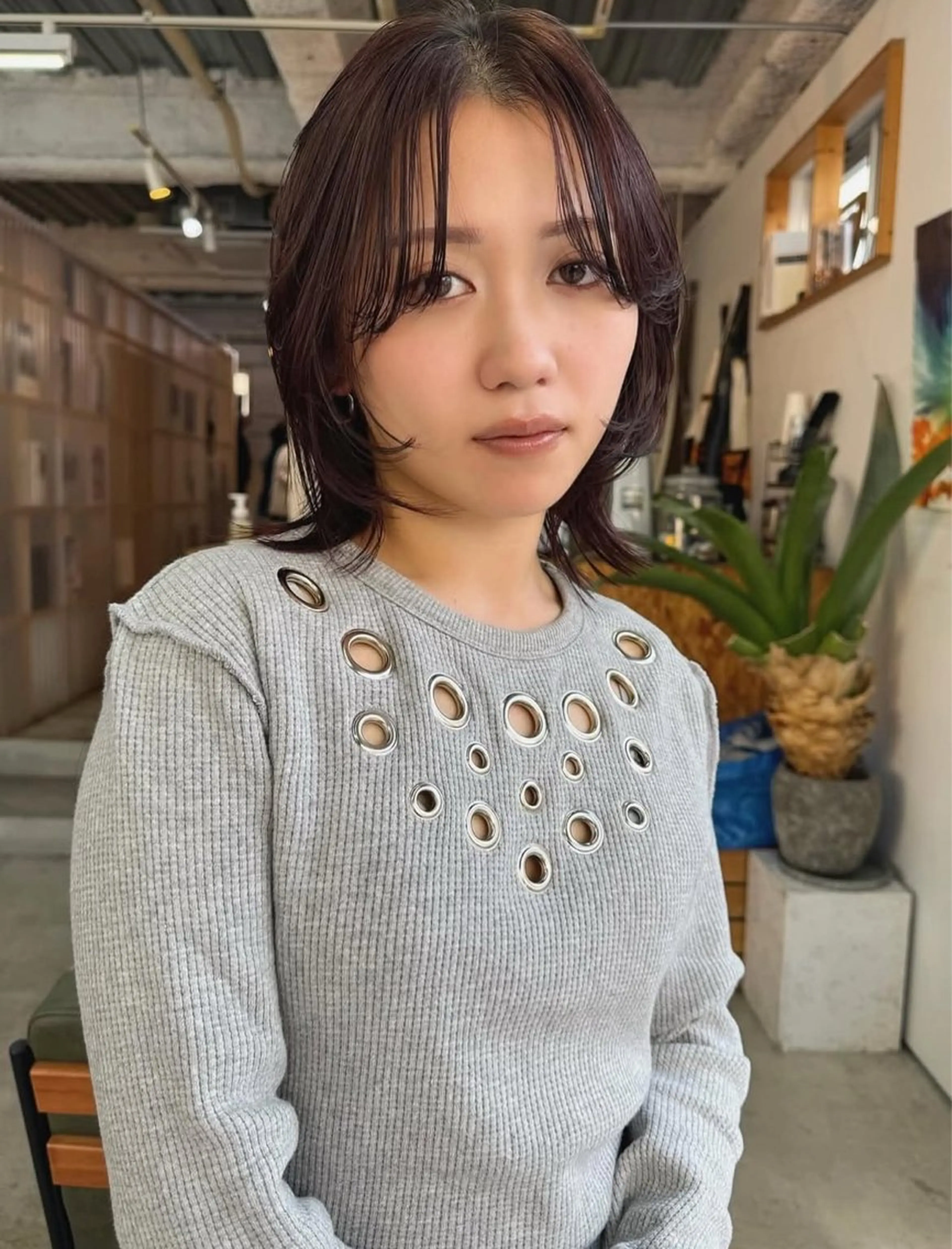 ミディアム パーマ 顔まわりレイヤー 顔周りカット ハイライト レイヤーカット 似合わせカット カット パーマ トリートメント PARKiiiNG 大阪心斎橋/ブリーチのヘアスタイル