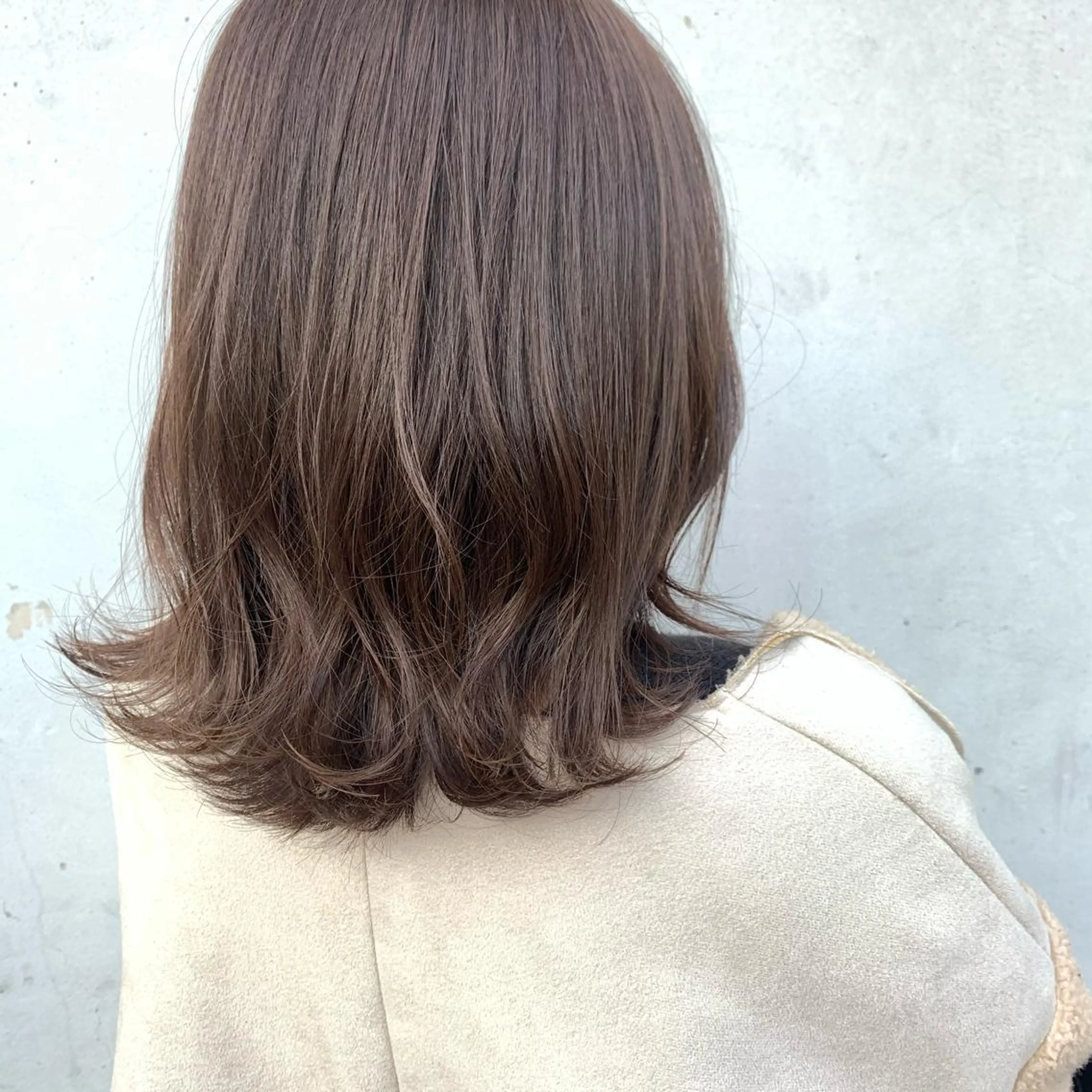 ミディアム 透明感カラー 金村真子のヘアスタイル