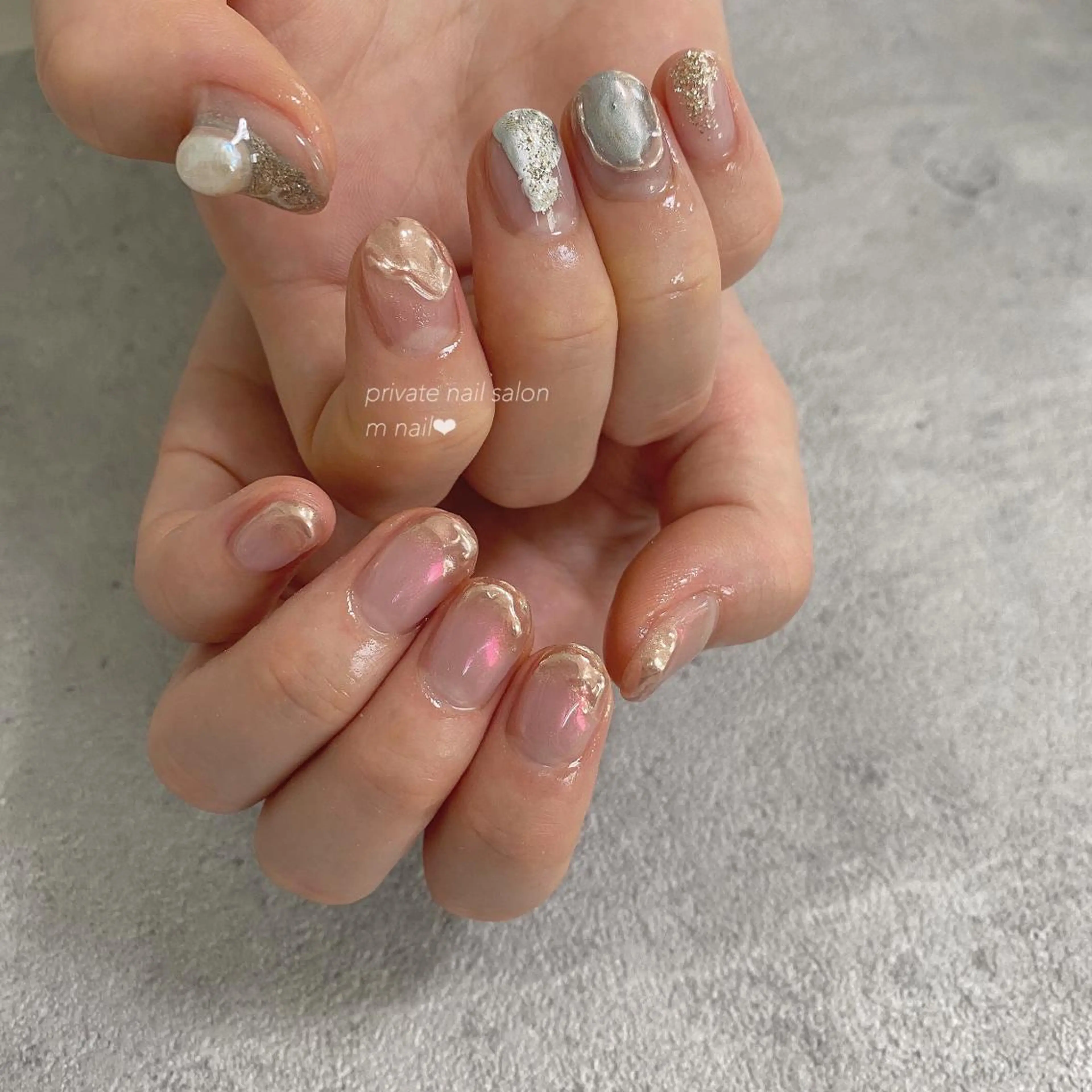 ネイル フレンチネイル ミラーネイル ハンドネイル 小河原 舞のネイルデザイン