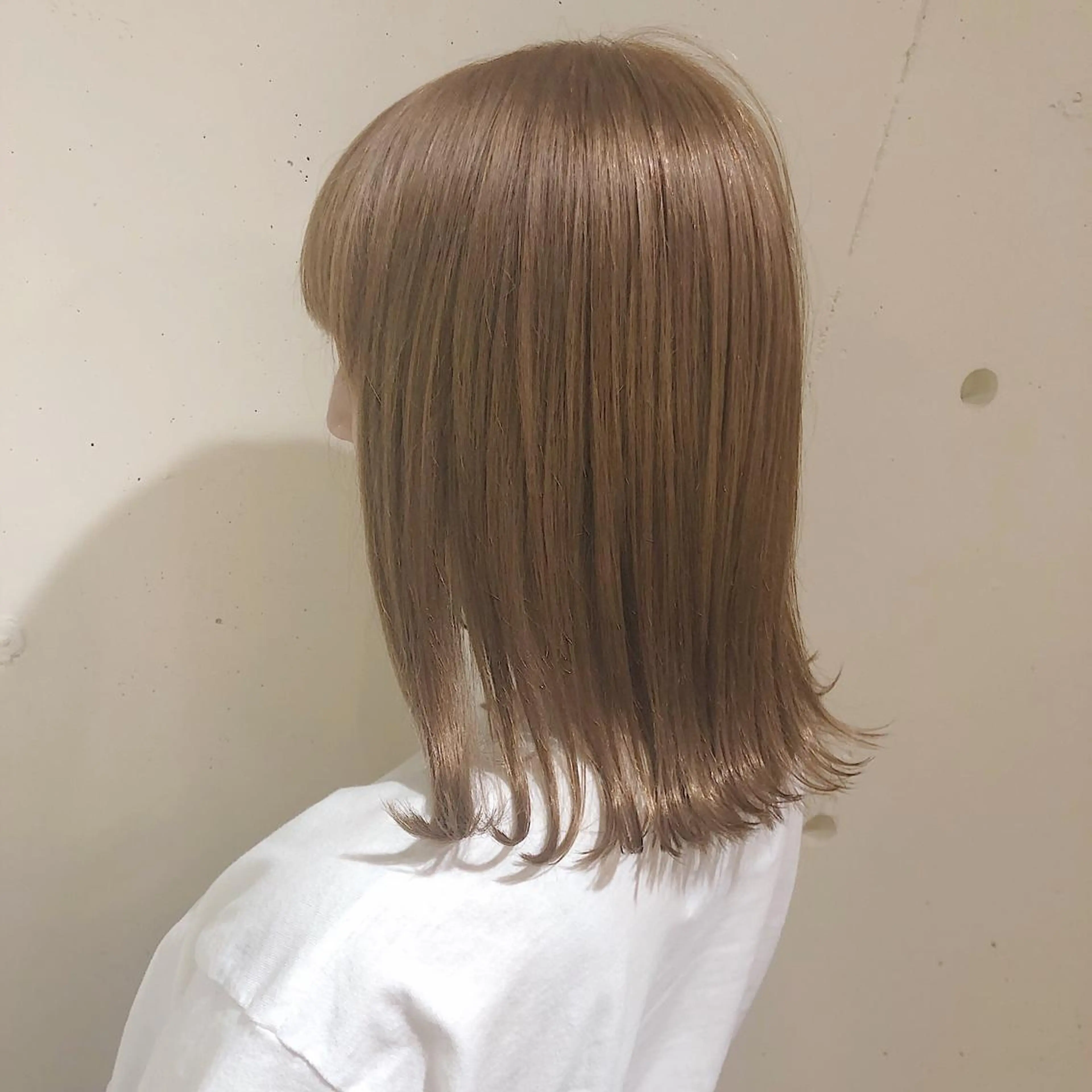 ミディアム カラー パーマ ヘアアレンジ バレイヤージュ ベージュカラー ブリーチ 透明感カラー グラデーションカラー カット ヘアカラー トリートメント 【ツヤ髪美容師】 ツダケイスケのヘアスタイル