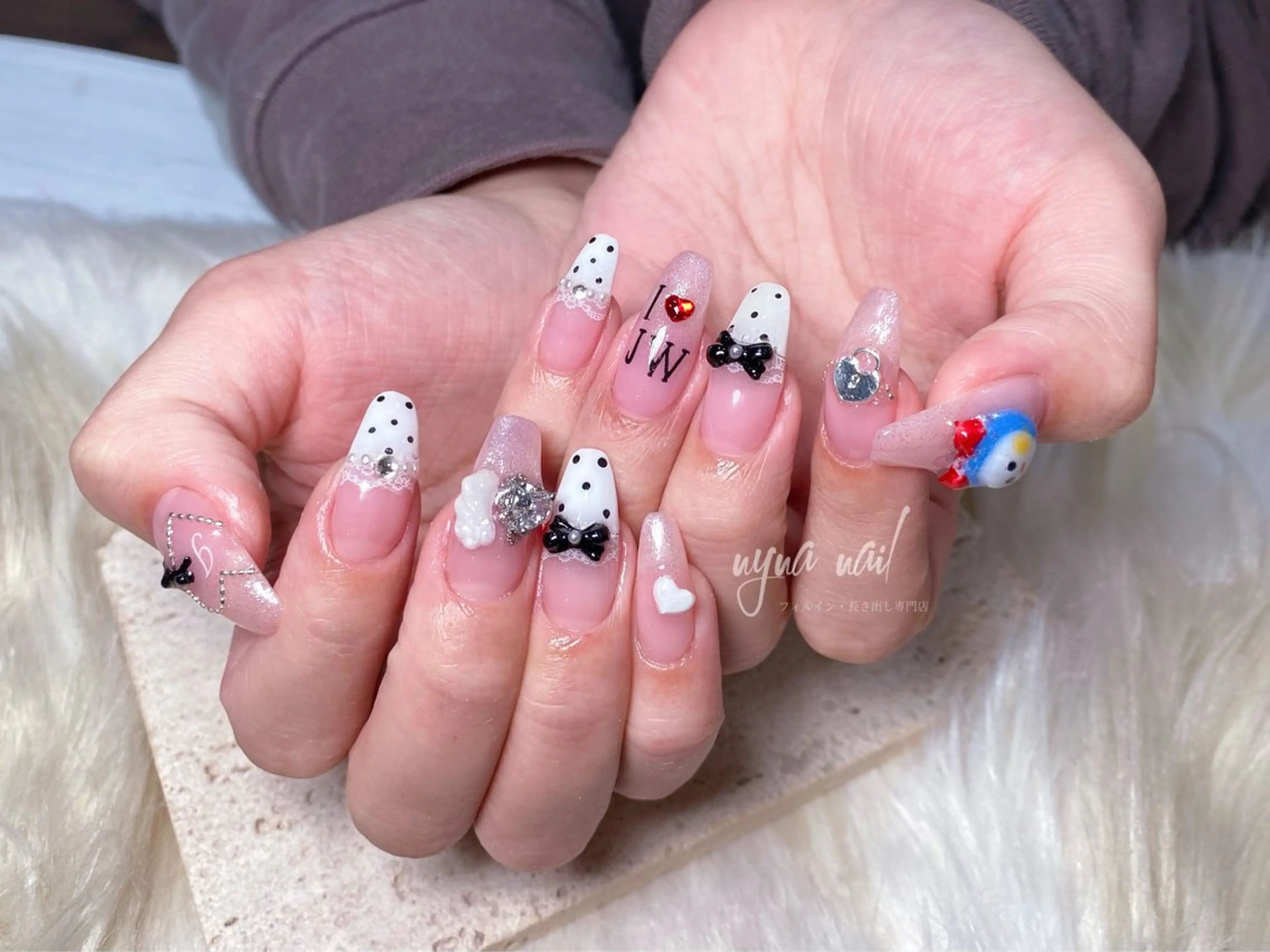 ネイル ハンドネイル 長さ出し専門 nynaのネイルデザイン