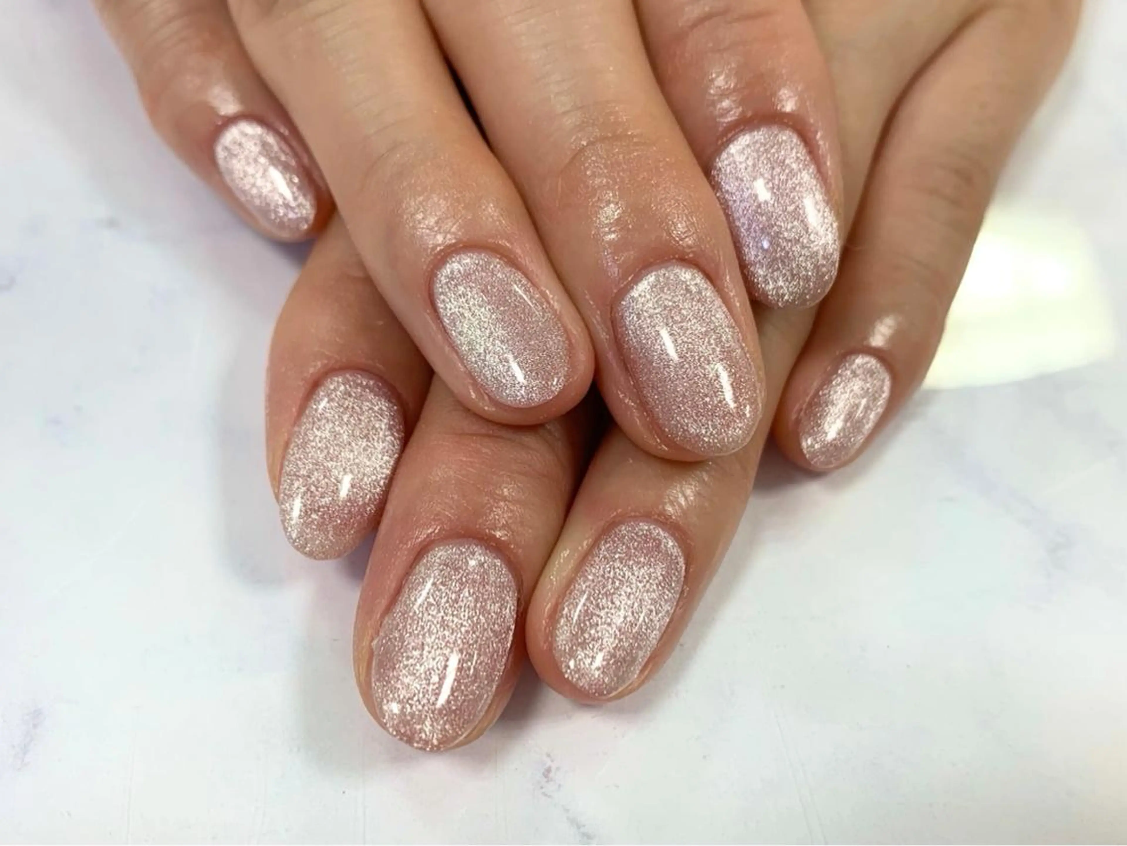 ネイル e+LUCIA NAIL関内店所属・花岡 佑紀のネイルデザイン