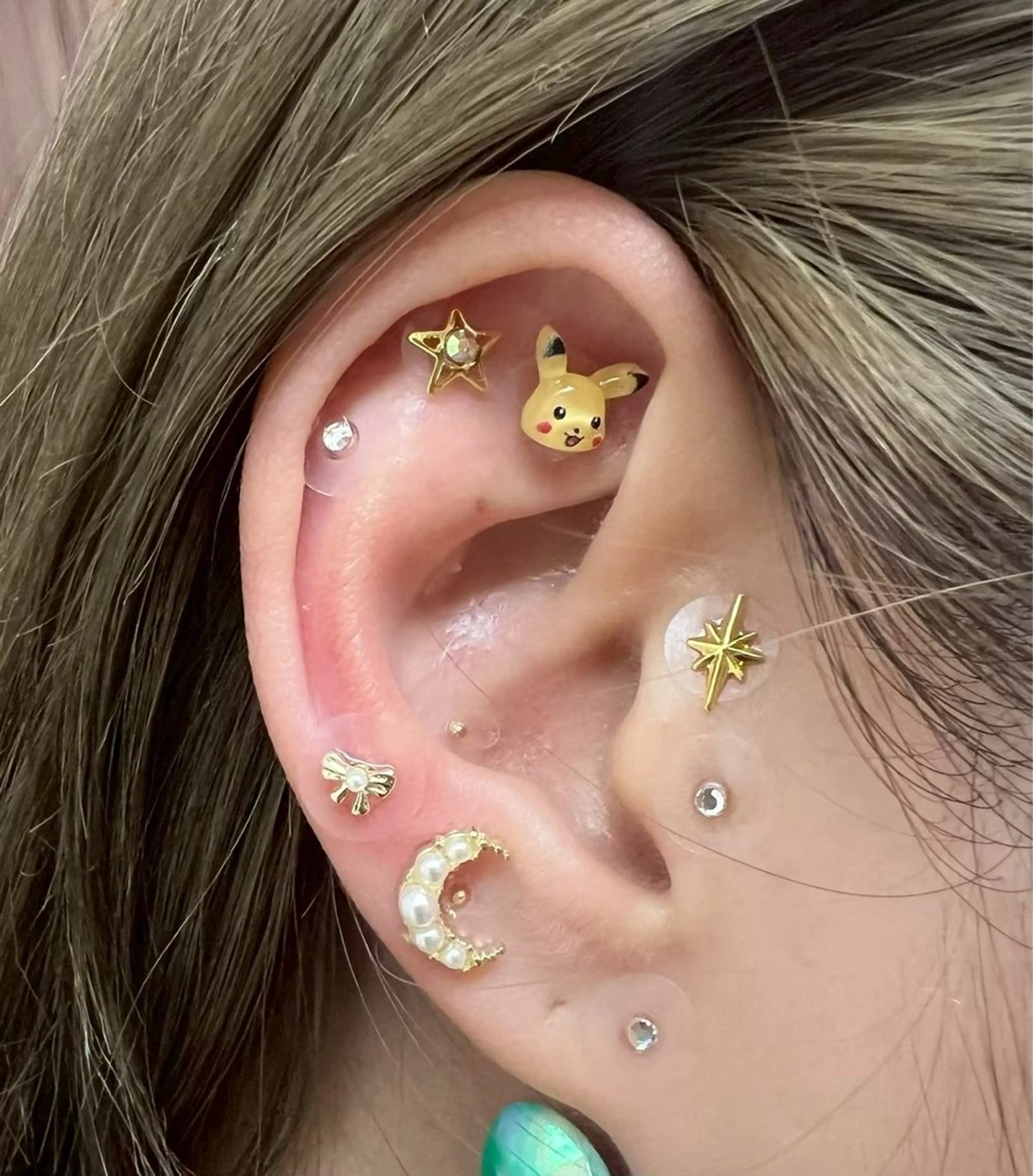 《話題❣️》耳つぼジュエリー💎💖両耳10箇所✨の写真