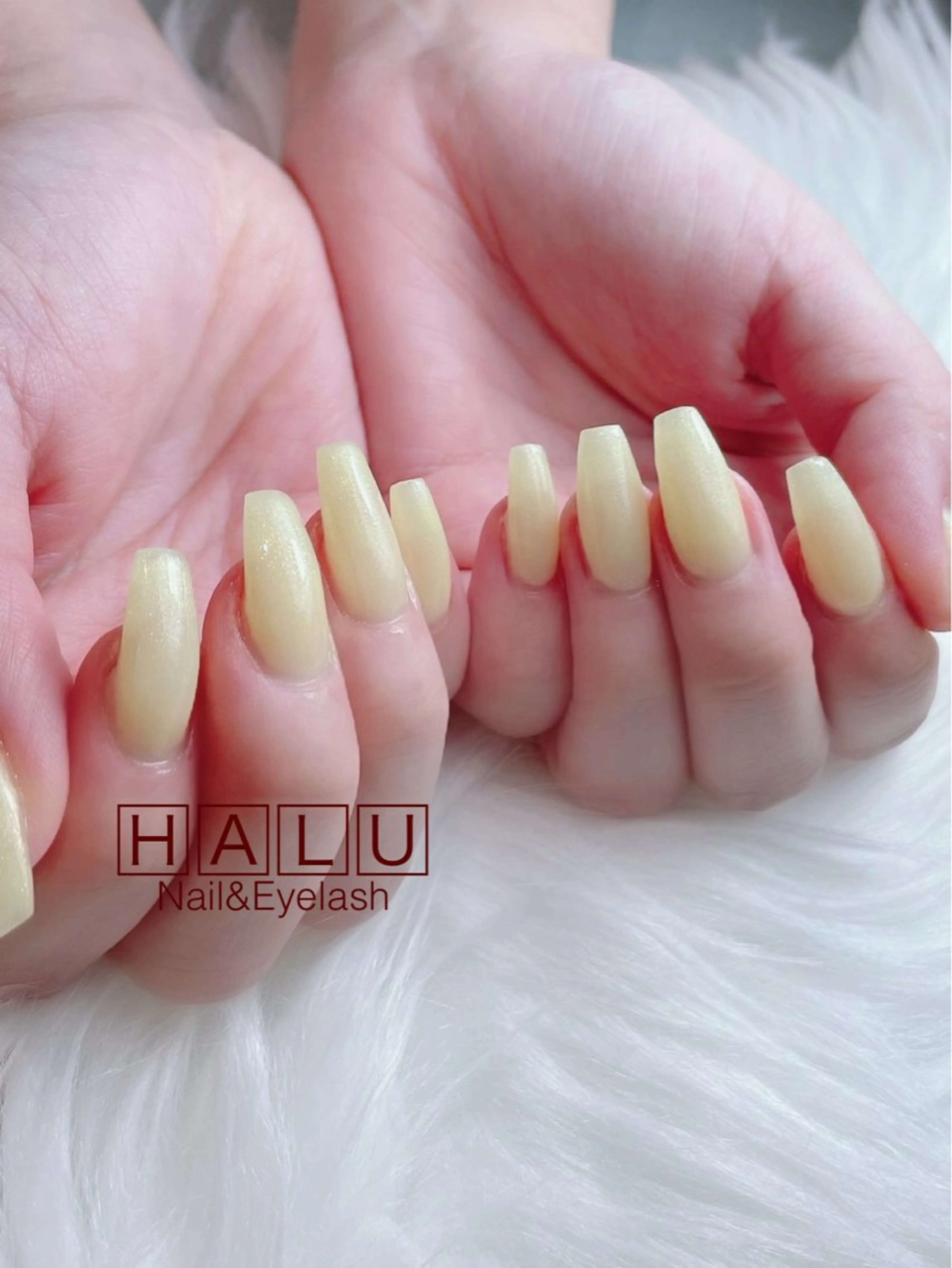 ネイル ラメ(グリッター) 黄色 ハンドネイル フットネイル HALU ハルのネイルデザイン