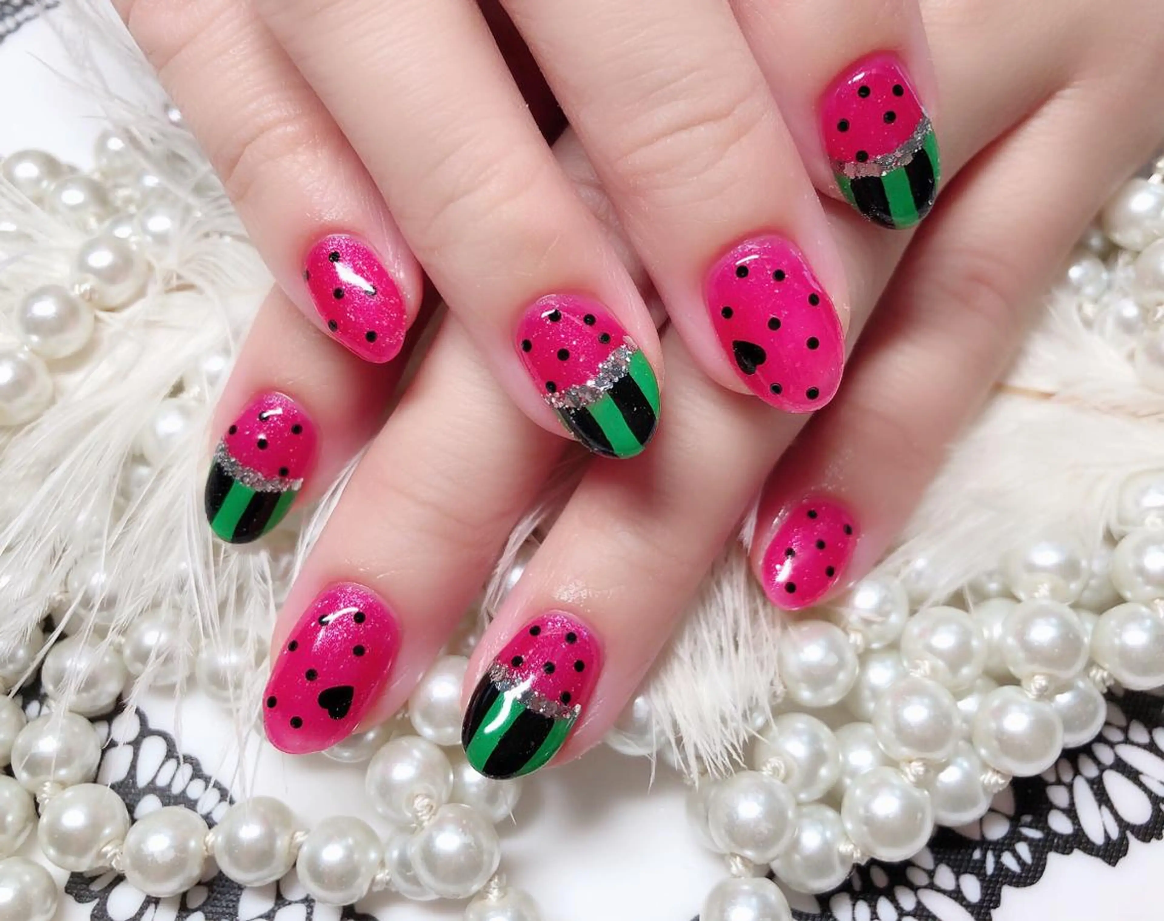 ネイル ハンドネイル マジックミラー所属・マジック ミラーのネイルデザイン