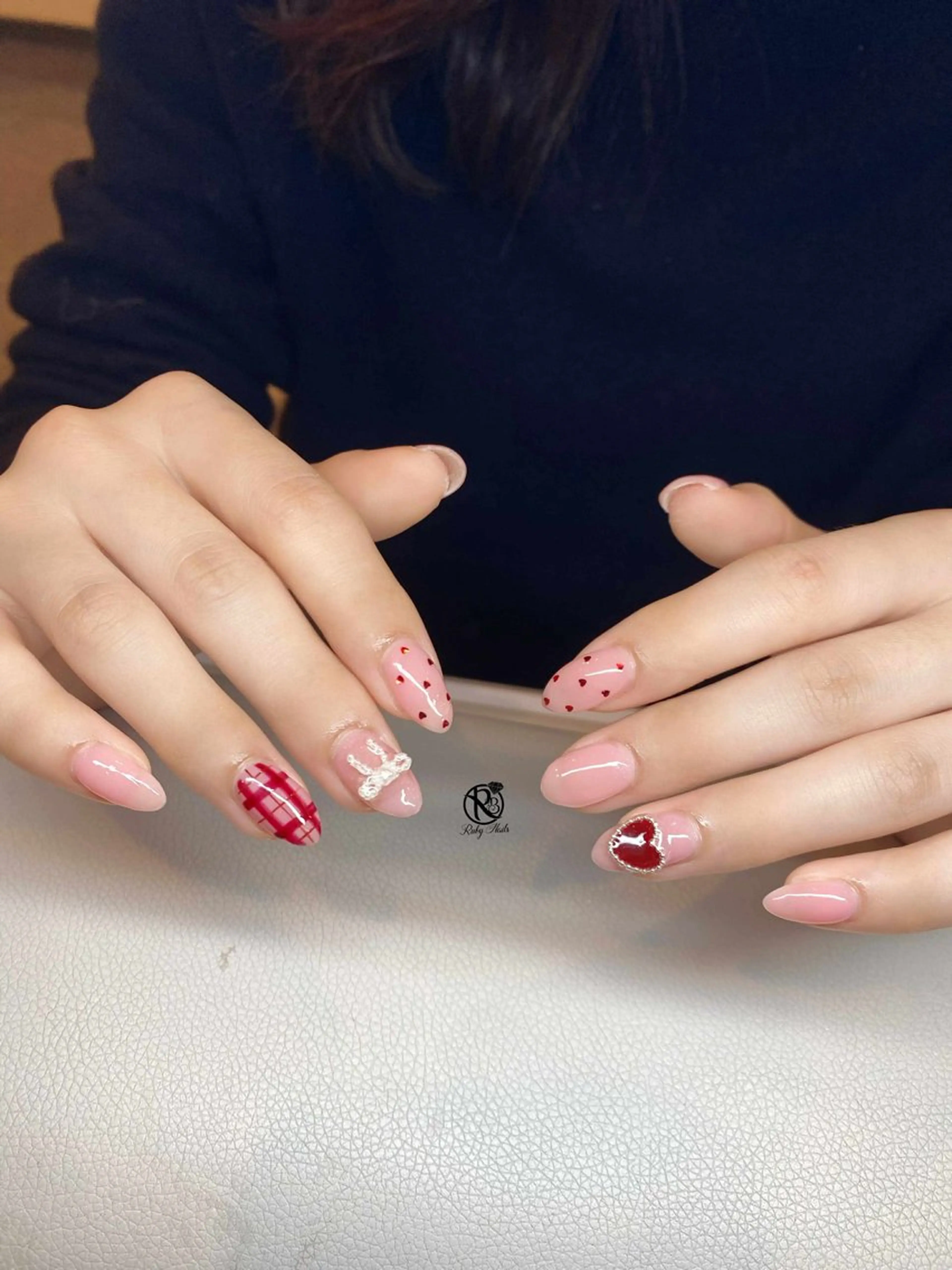 ネイル ボルドー ブラウン チークネイル ドット フットネイル ハンドネイル チェリネイルサロン 霞ヶ関のネイルデザイン