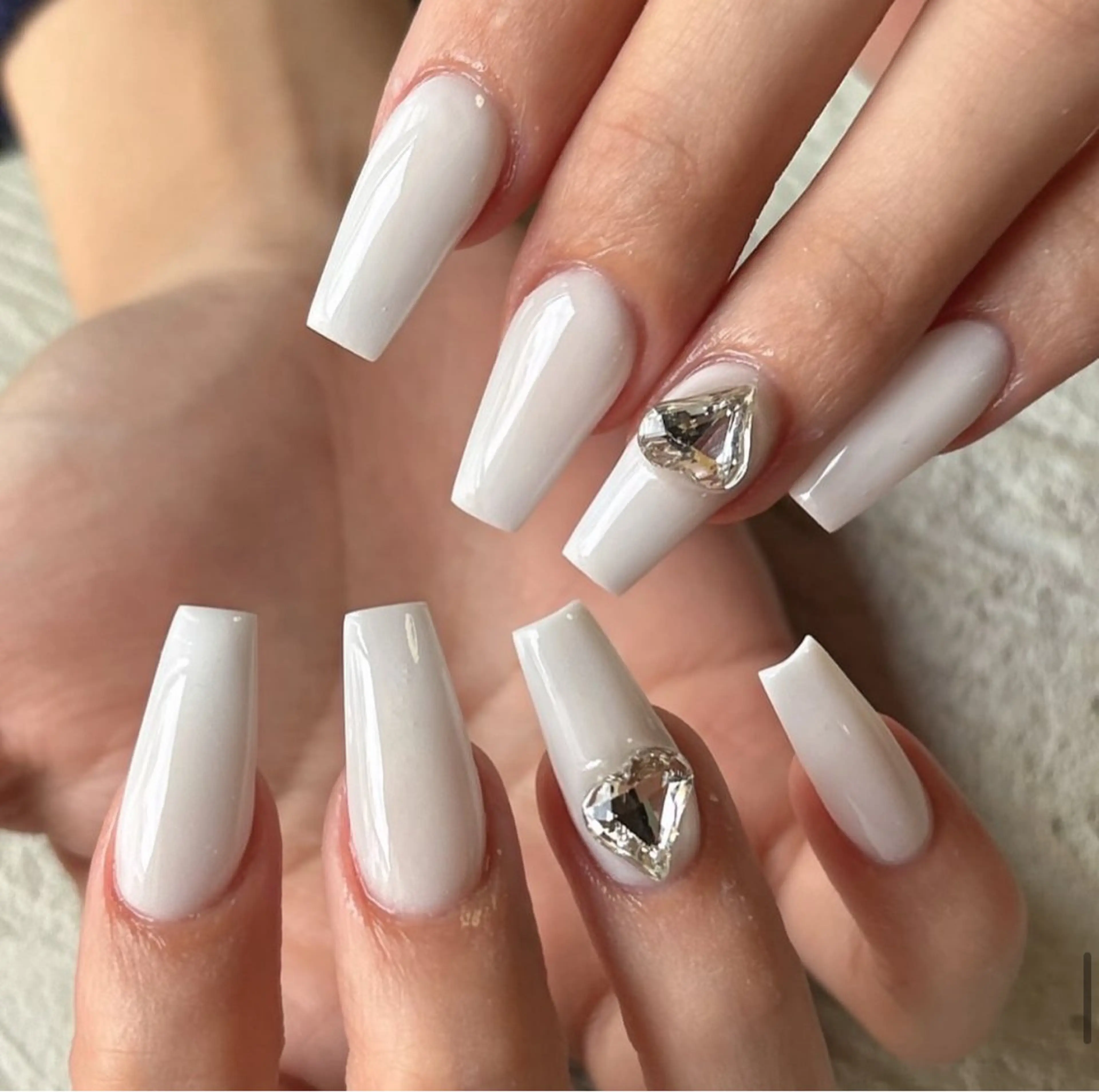 ネイル ジェルネイル 韓国ネイル マグネットネイル ネイルチップ 冬ネイル Lenie Nail Salonのネイルデザイン