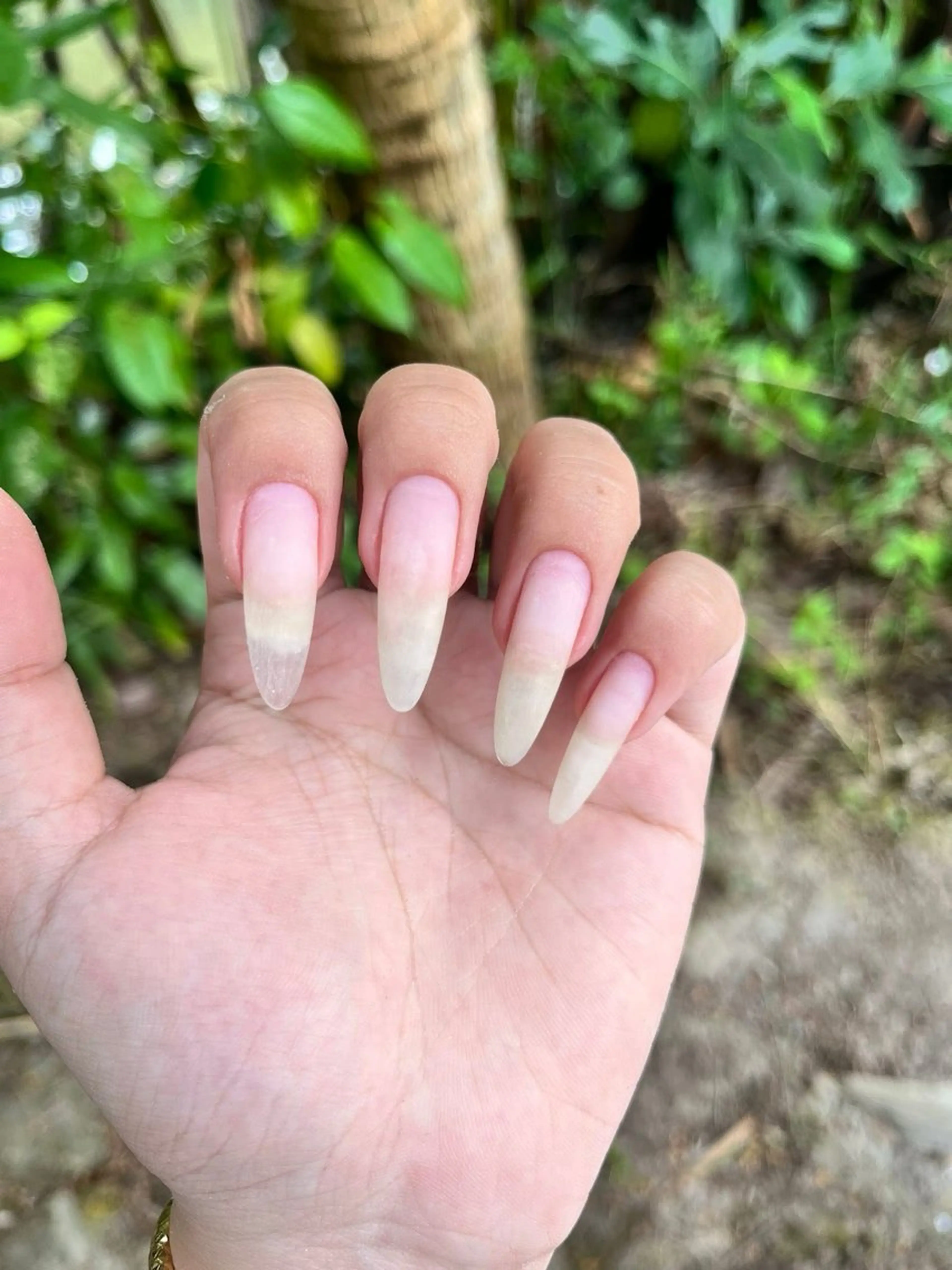 ネイル swan nail salon所属・Ami アミのネイルデザイン