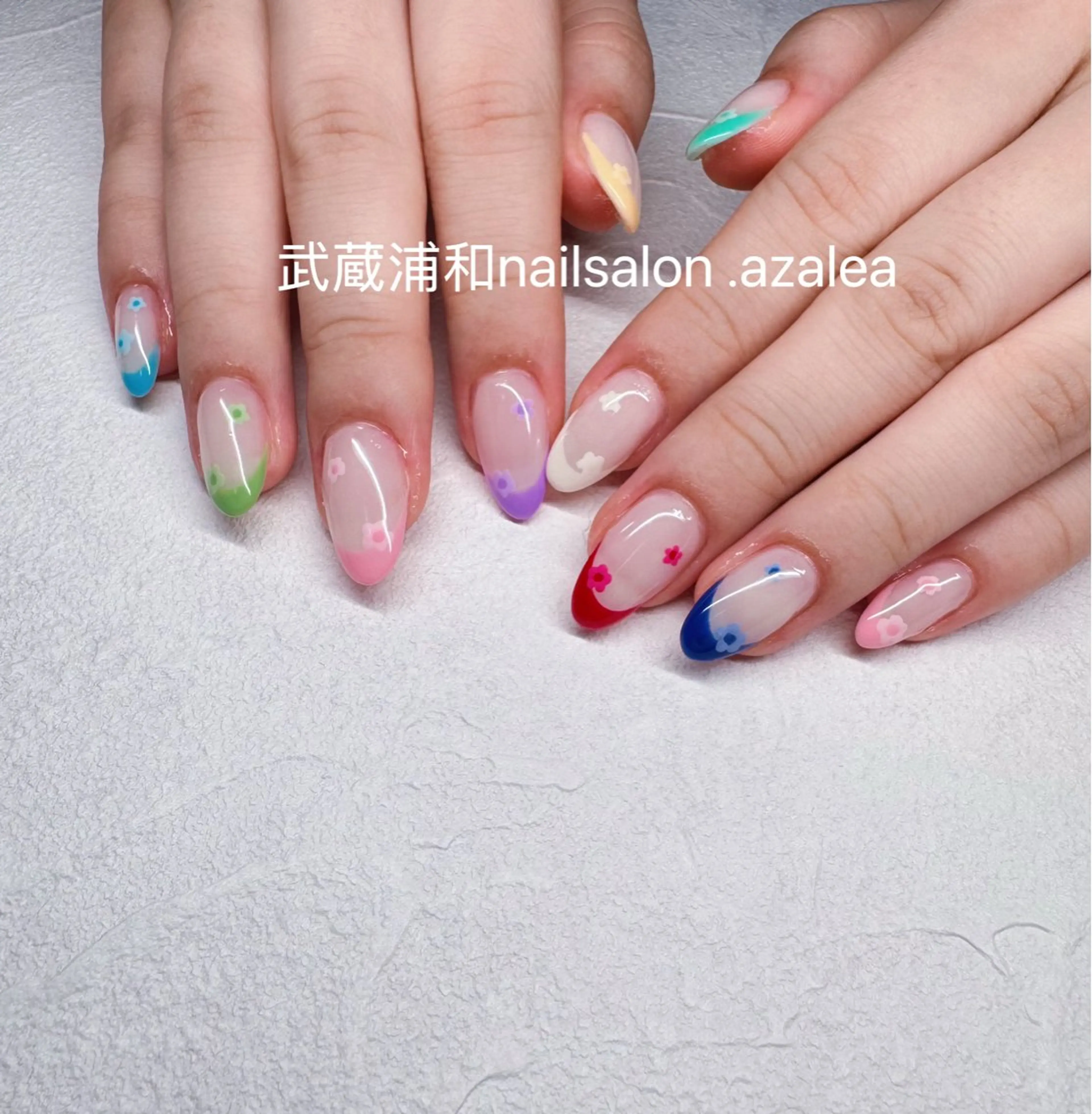 ネイル ハンドネイル R inのネイルデザイン