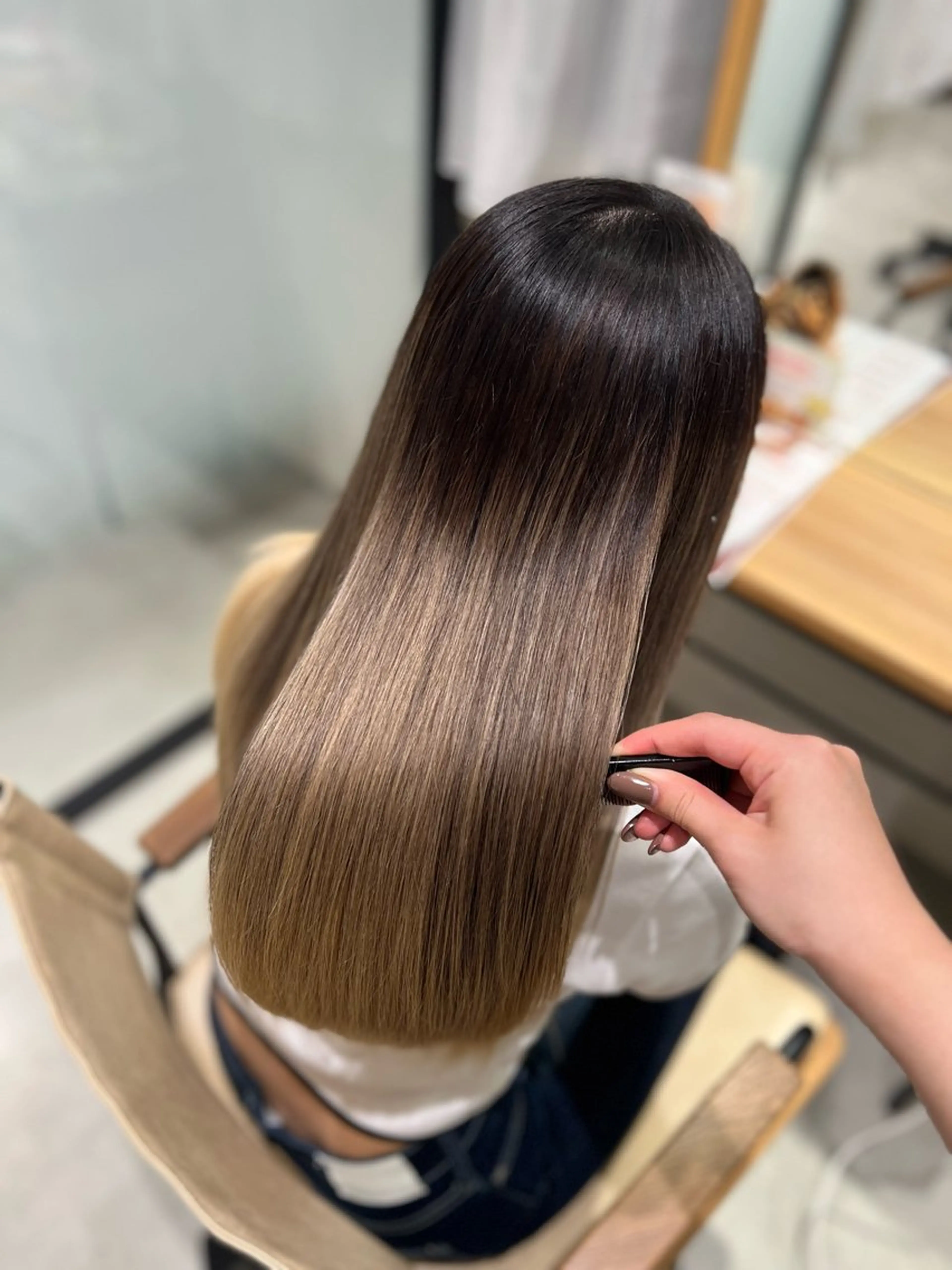 セミロング JAPAN DESIGNERS ACADEMY所属・Nishida Miyuuのヘアスタイル