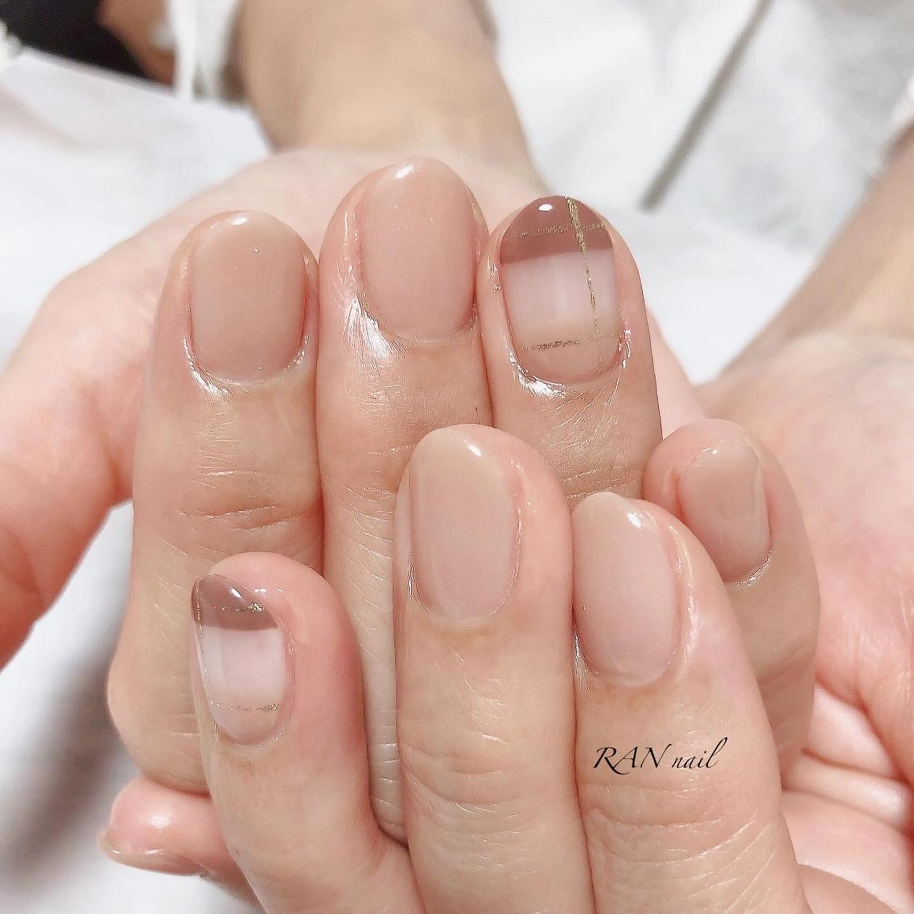 ネイル ブラウン ジェルネイル ニュアンスネイル オフィスネイル ツイードネイル ハンドネイル フットネイル RAN nail 〜ランネイル〜所属・RAN nailのネイルデザイン