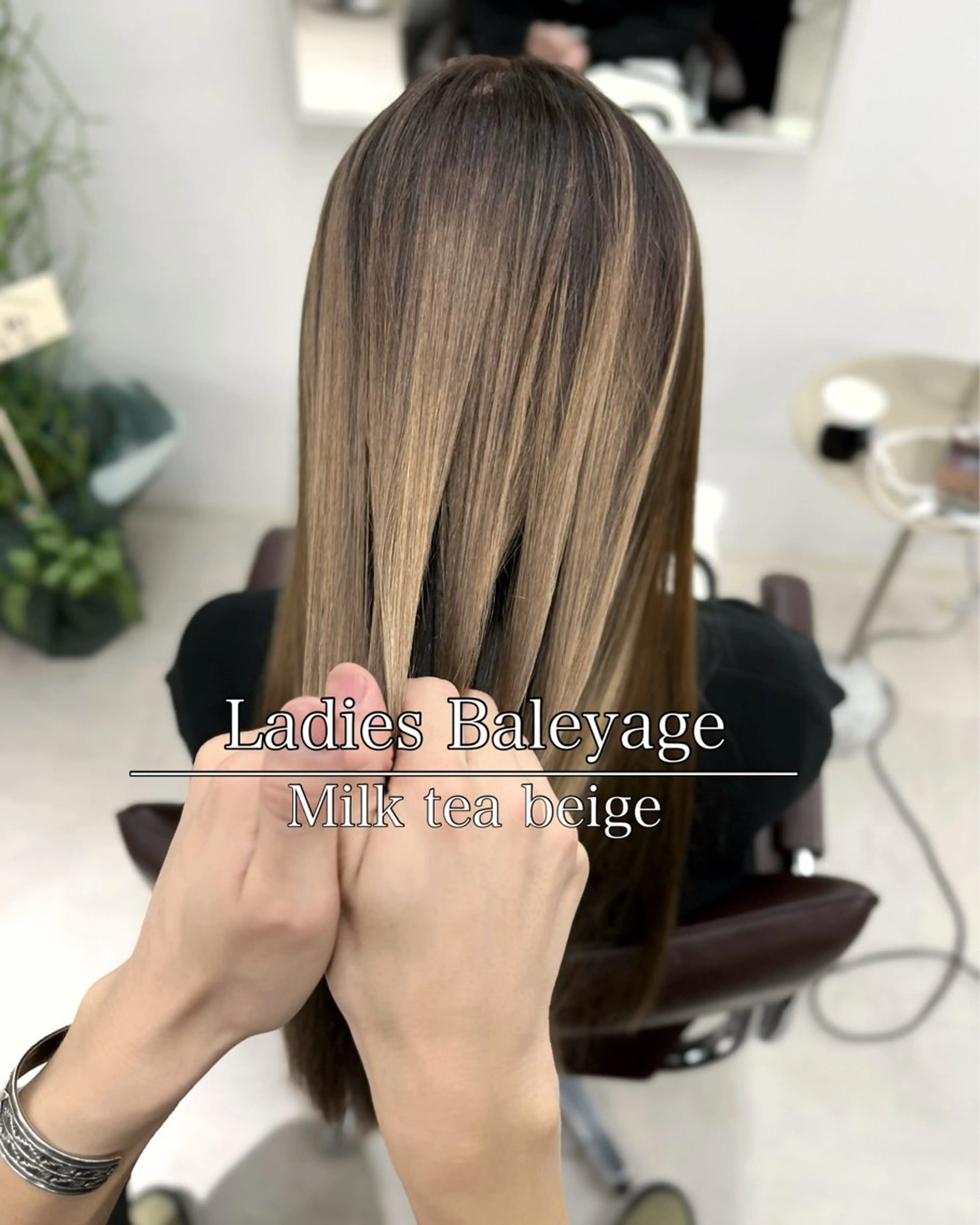 セミロング カラー ヘアアレンジ バレイヤージュ ブリーチ 透明感カラー グラデーションカラー ハイライトカラー カット ヘアカラー トリートメント ®️レイヤー/透明感 カラー/星野六三四のヘアスタイル