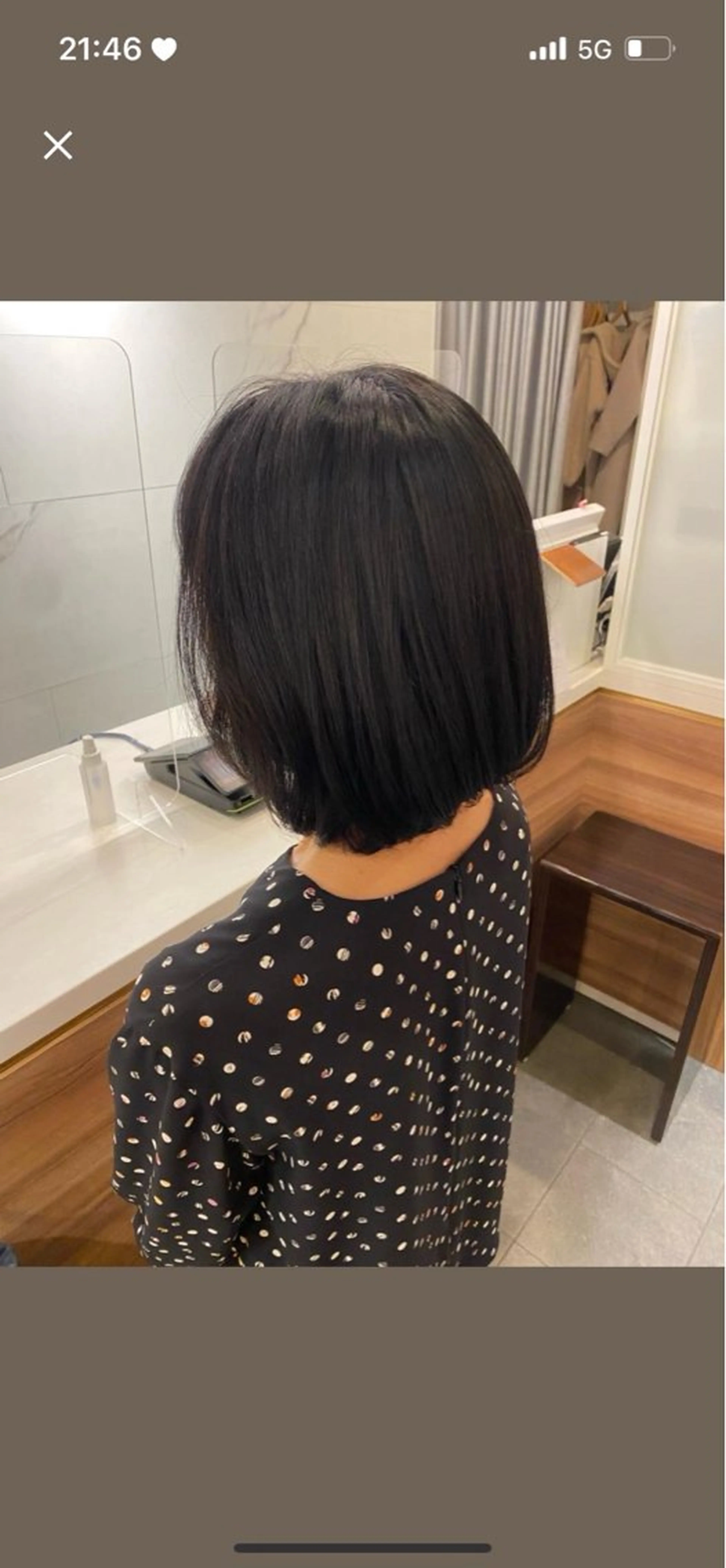 ショート カラー 石川 幸呼のヘアスタイル