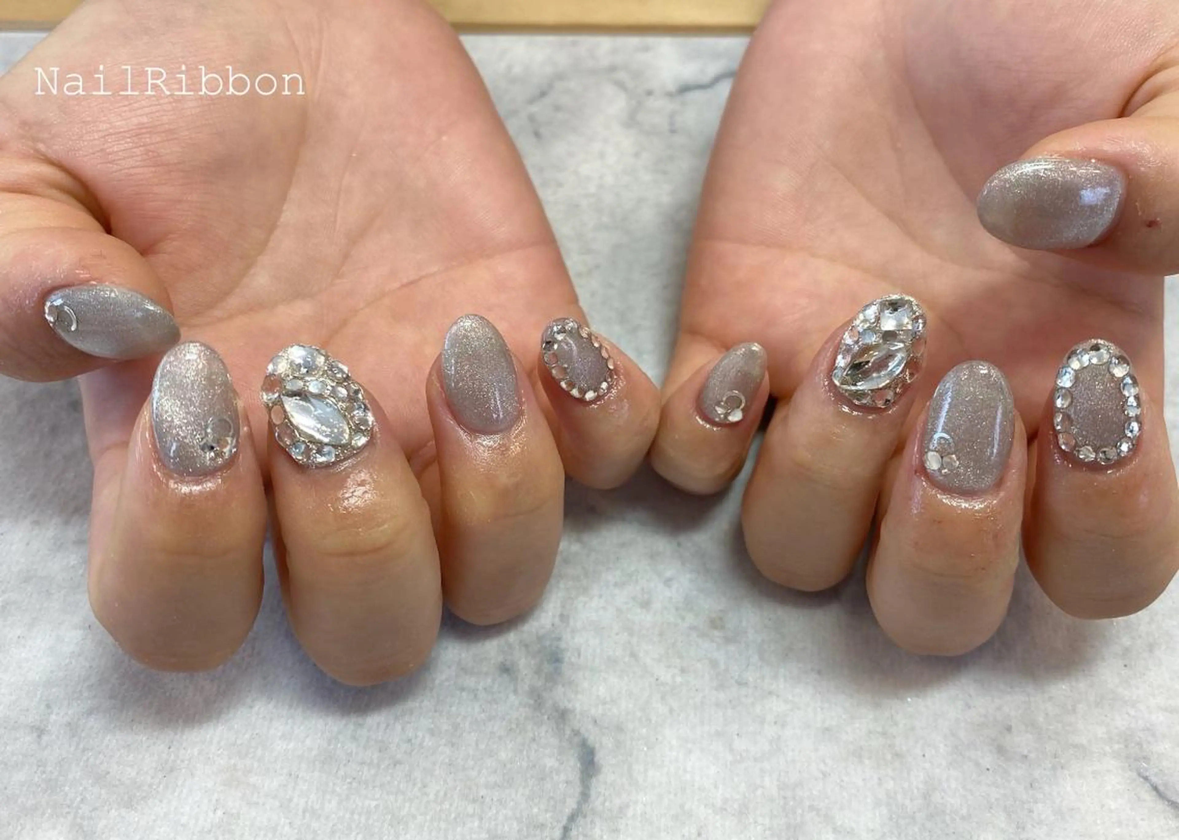 ネイル SWAMP nails所属・🎀ネイルサロン RIRI🎀のネイルデザイン