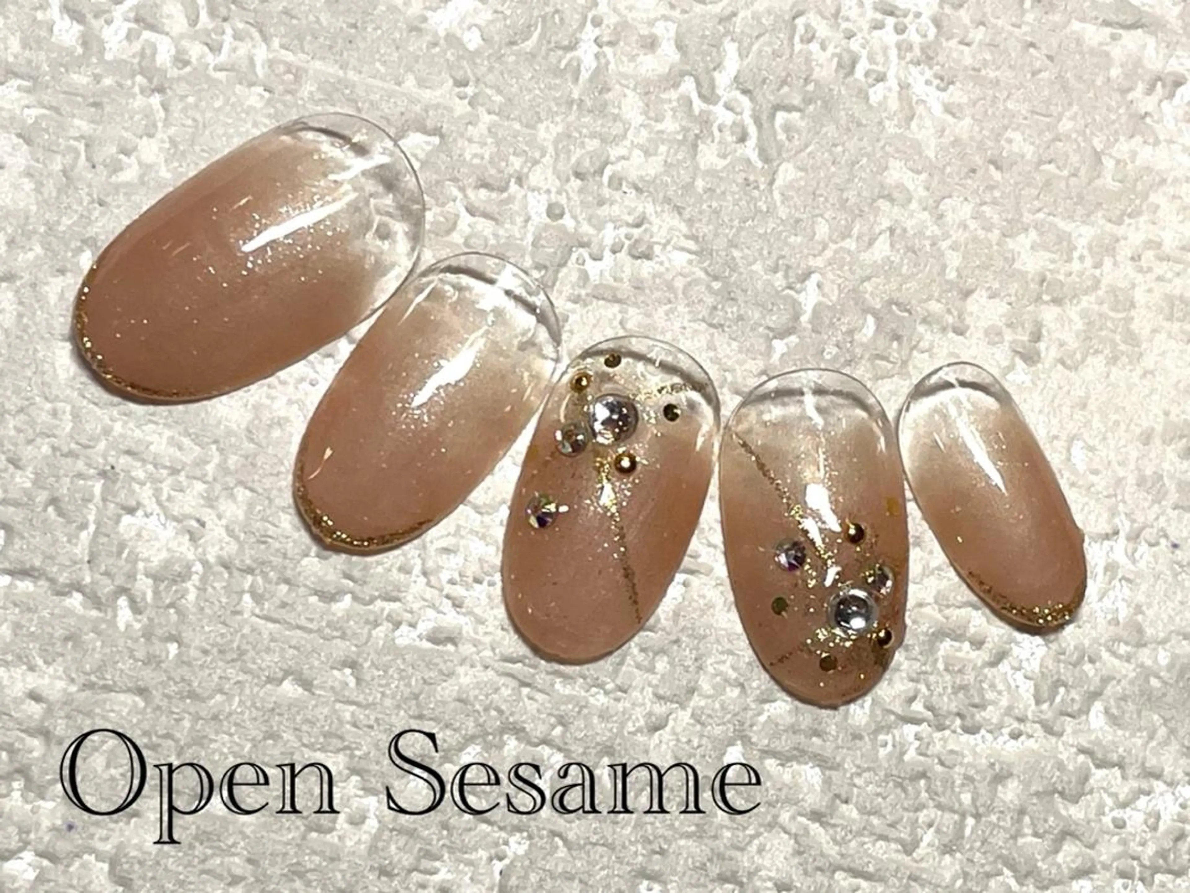 ネイル 遠藤 志乃のネイルデザイン