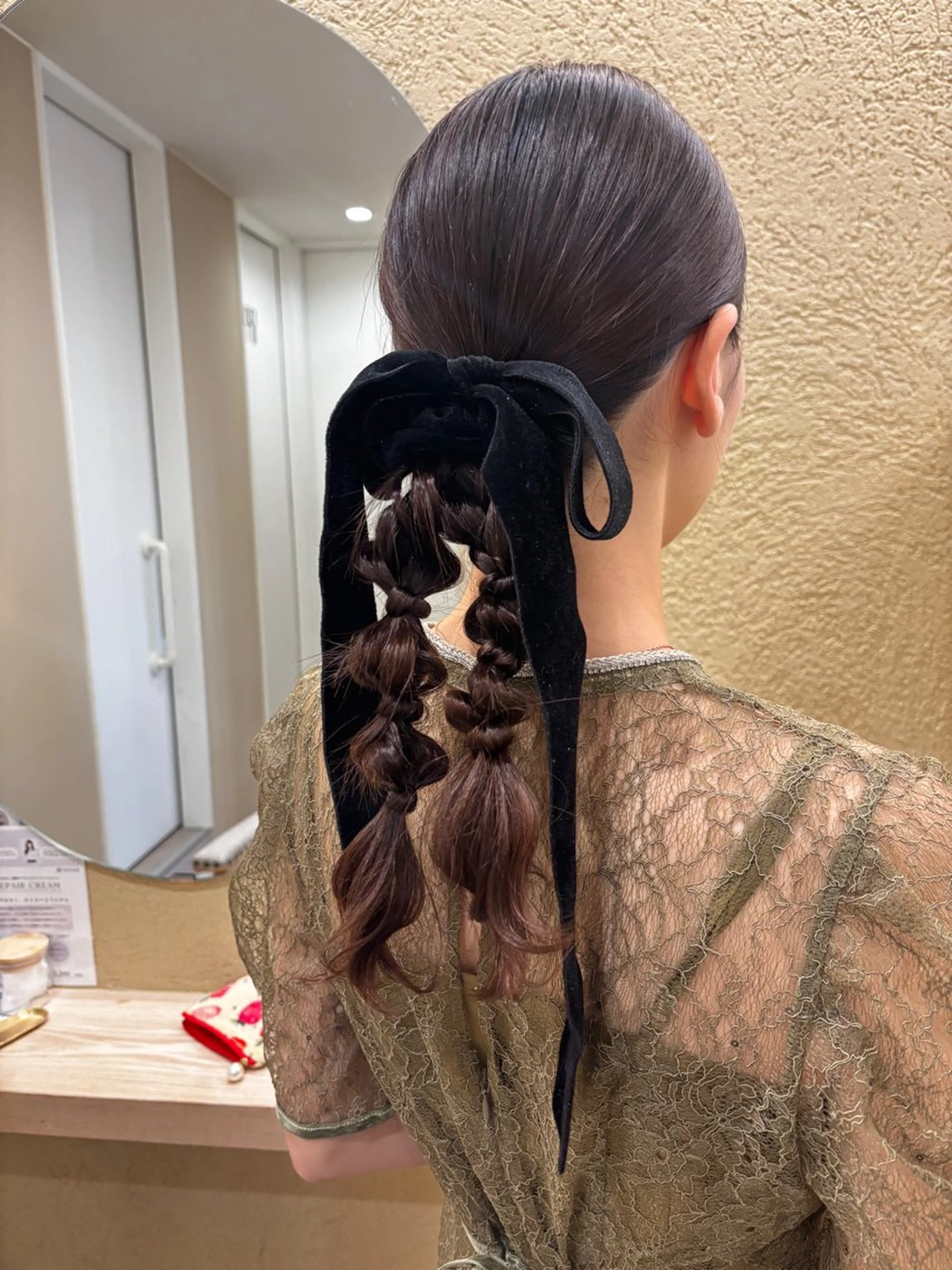 セミロング ヘアアレンジ え りのヘアスタイル