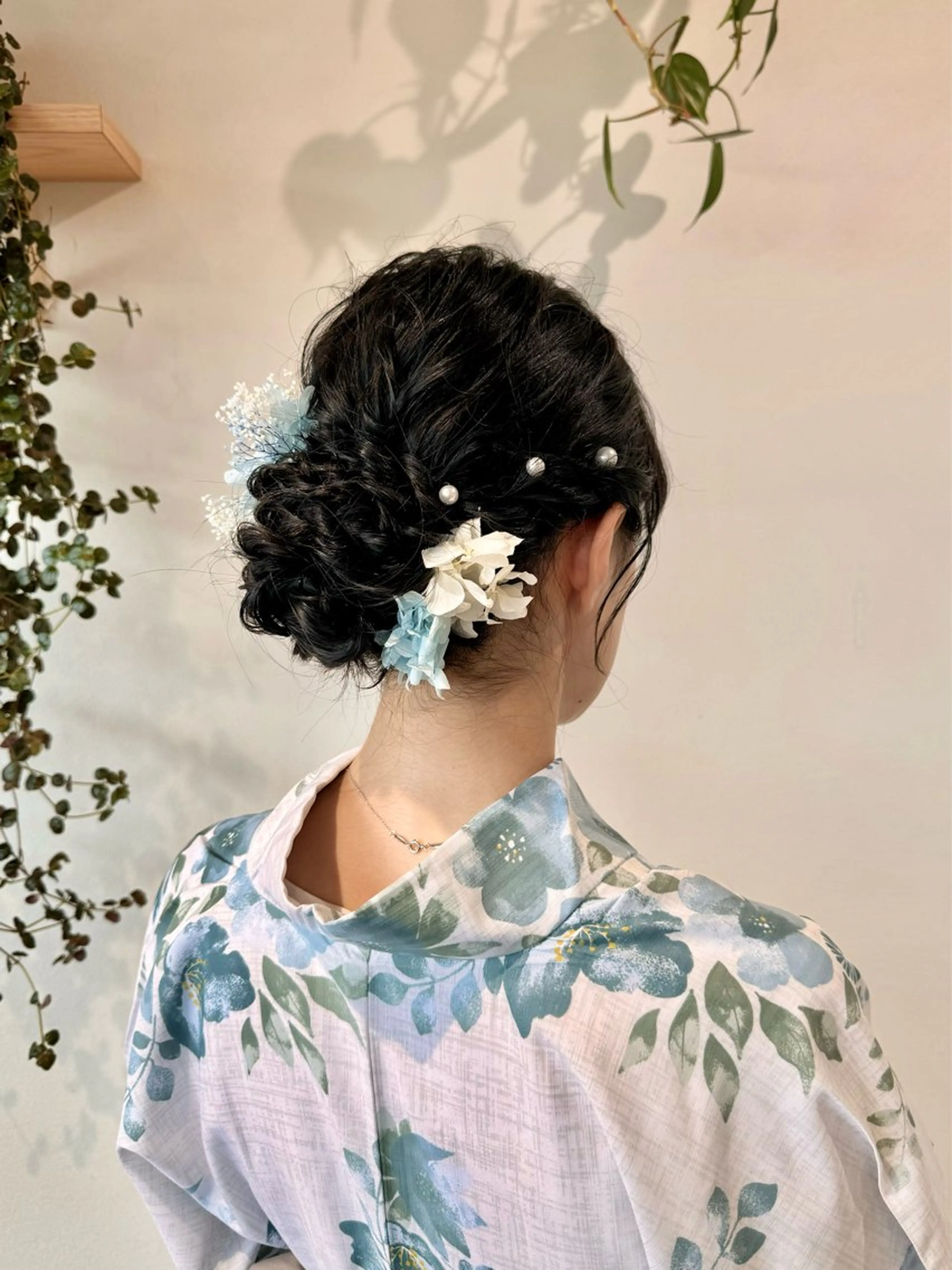 ロング 浴衣 着付け 𝙎𝙚𝙞𝙧𝙖 ☆カット/パーマのヘアスタイル