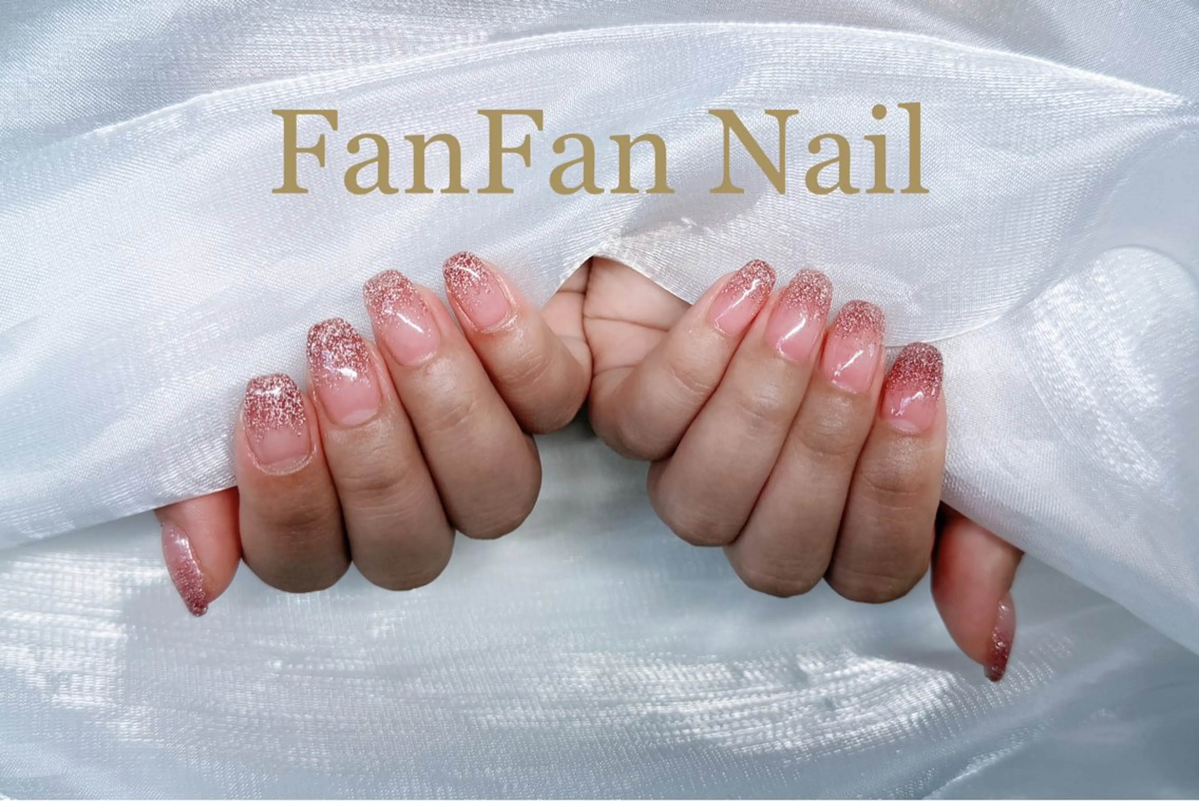 ネイル アートネイル オーロラネイル ガーリー キラキラネイル 韓国ネイル ハンドネイル KaKa FanFanNailのネイルデザイン