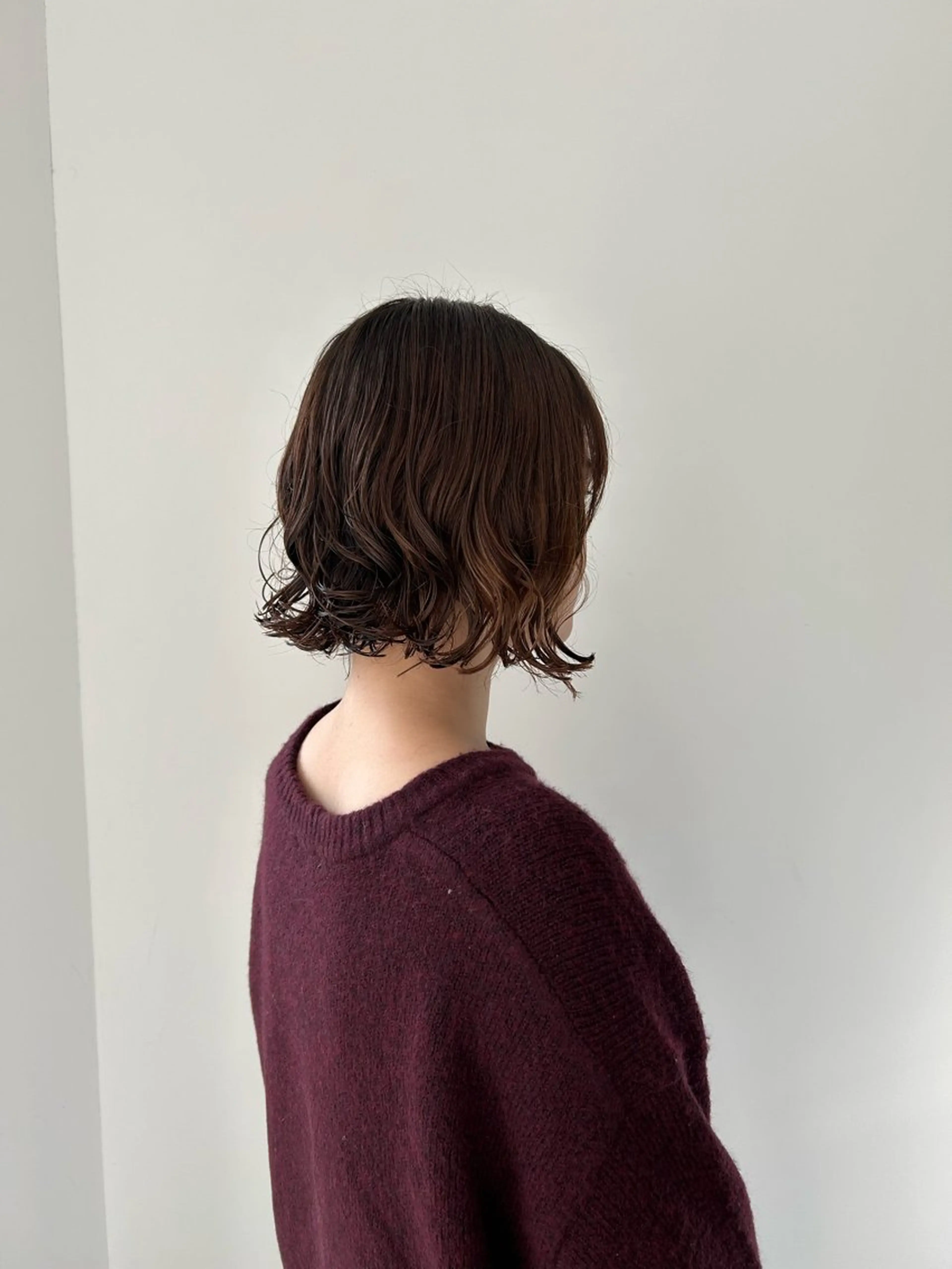 ミディアム パーマ ENIF ツキのヘアスタイル