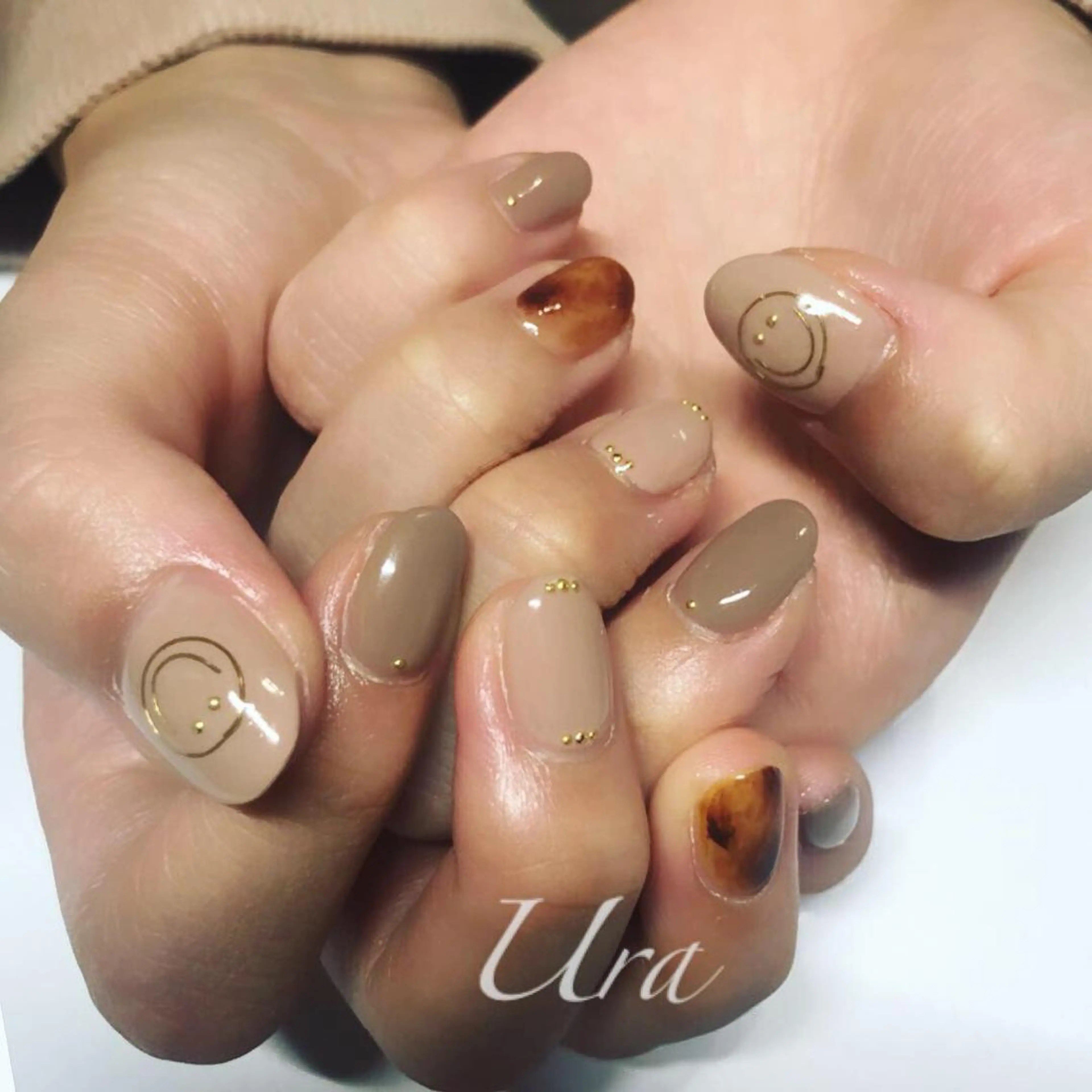 ネイル UrakoNail 《nail》のネイルデザイン