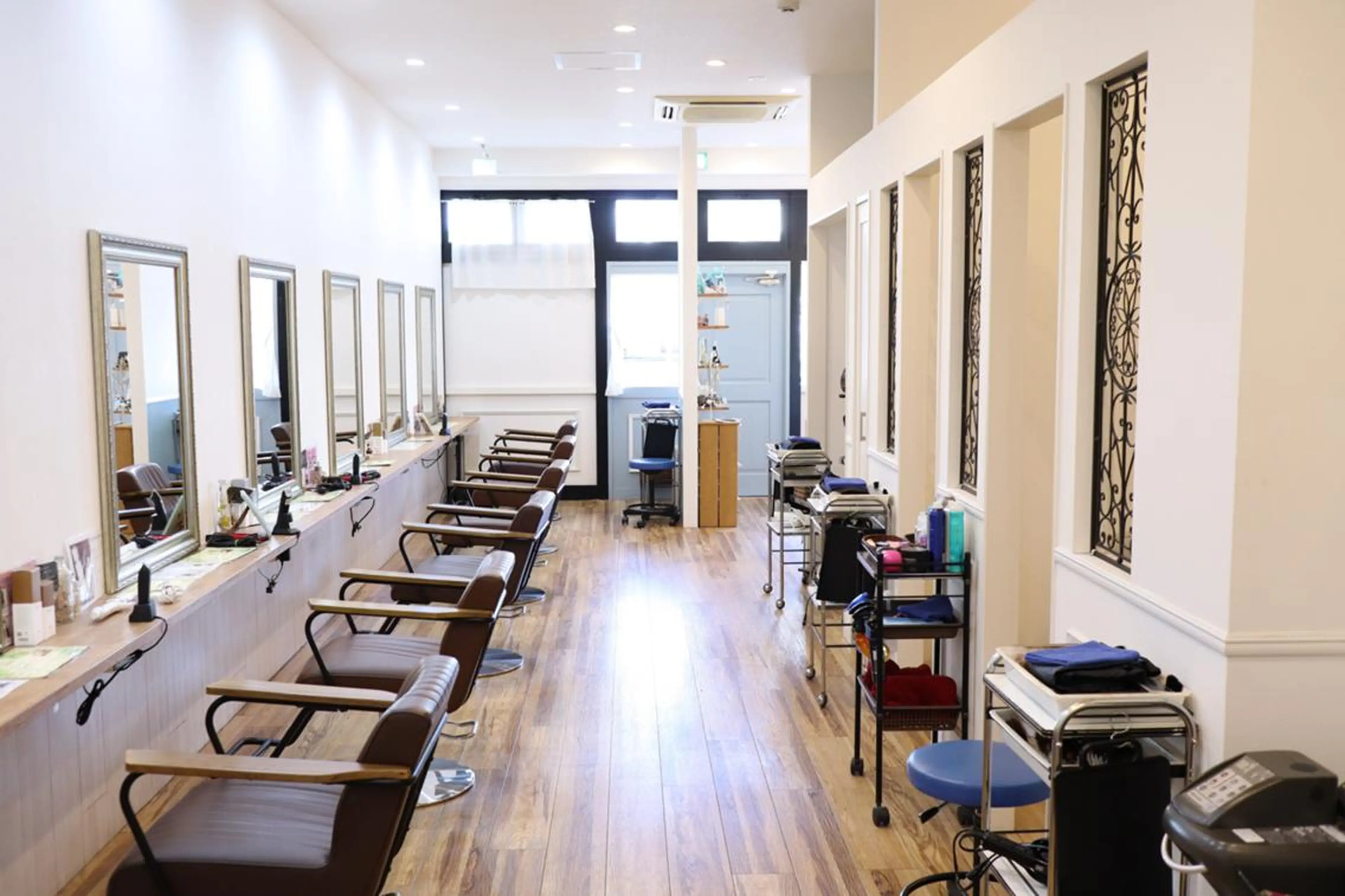 泉中央🦋韓国っぽ 艶髪&トレンドヘアのヘアスタイル