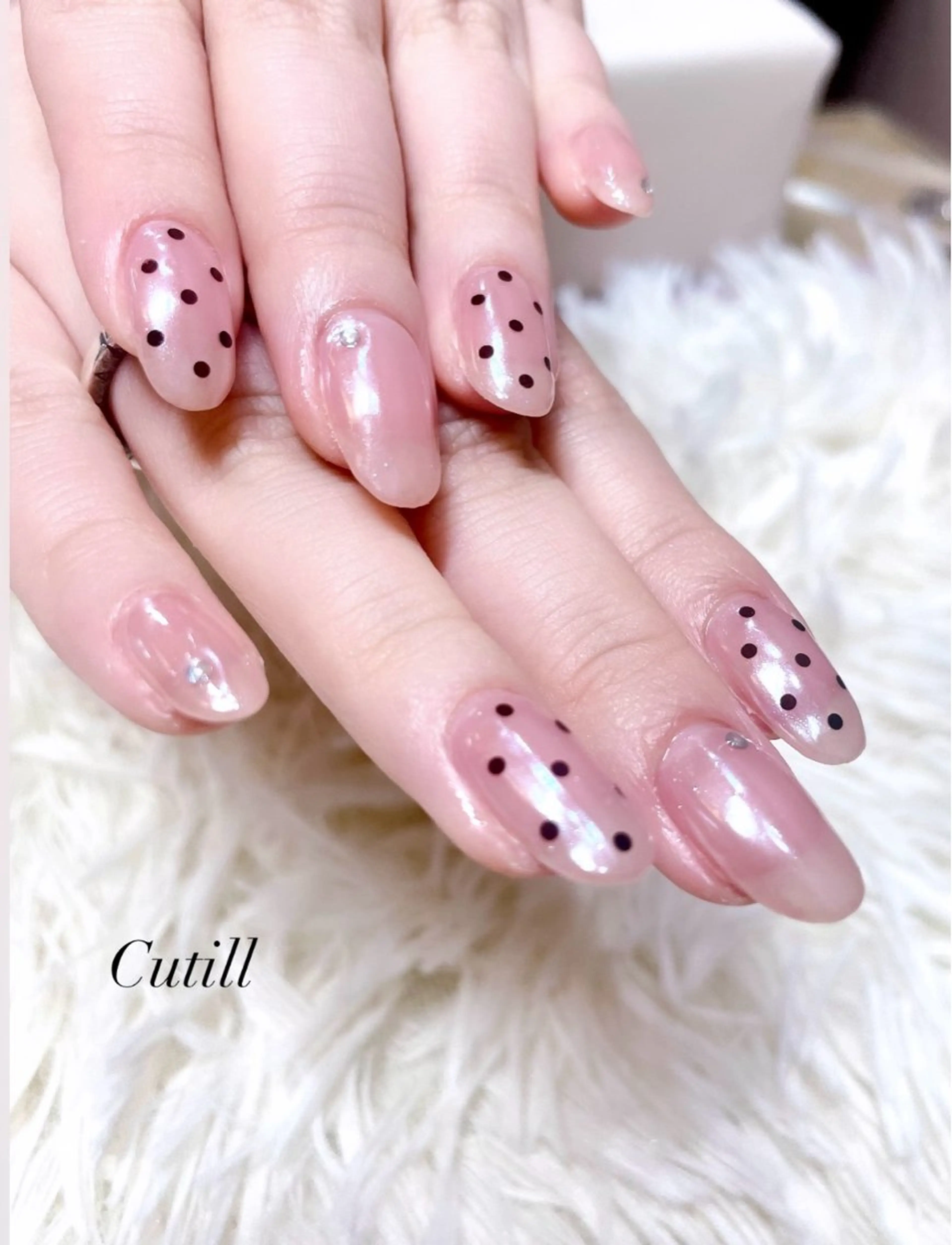 ネイル アートネイル ドット ミラーネイル feel.a ‎もえ‎のネイルデザイン