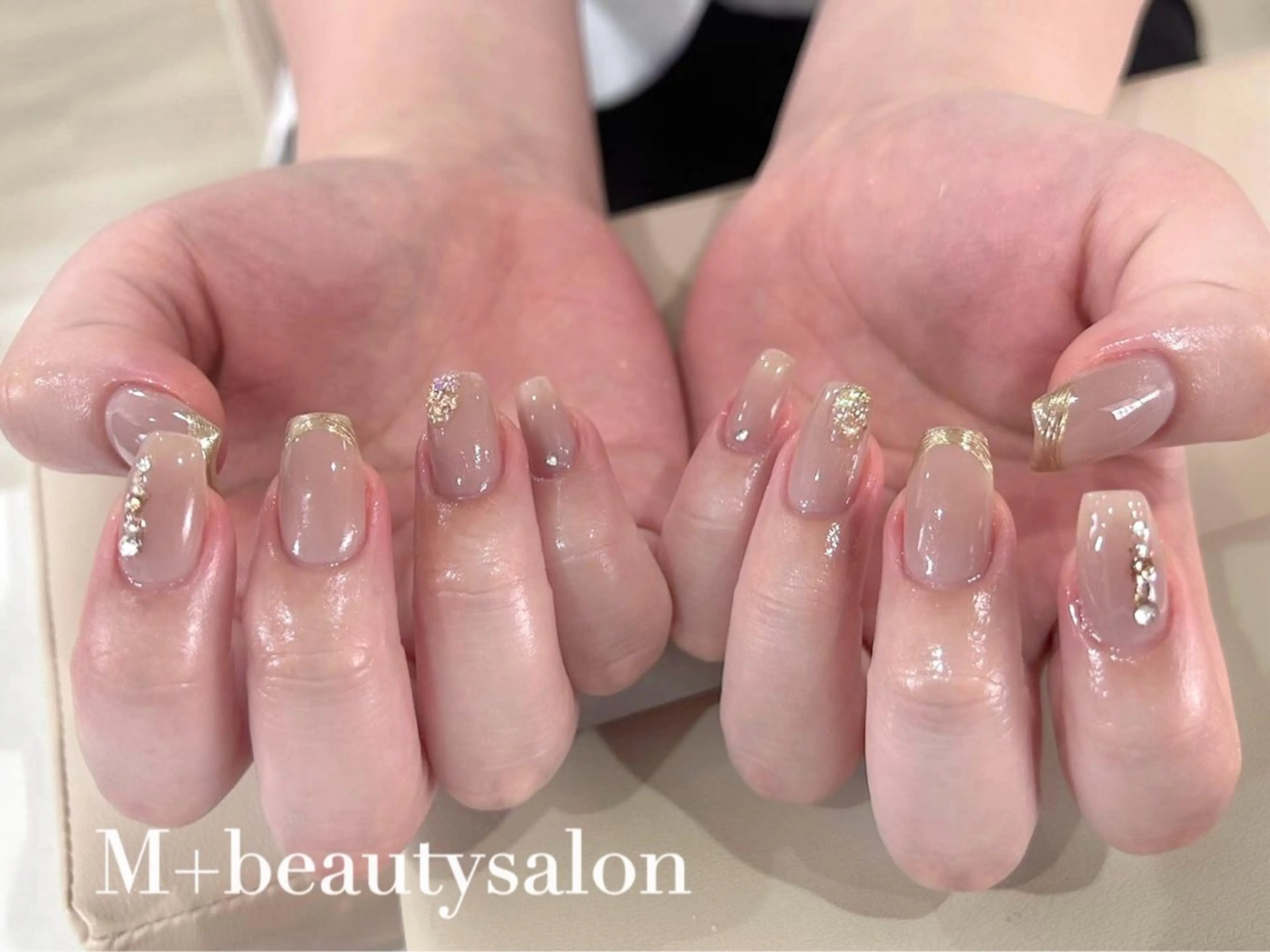 ネイル M+  Beauty Salonのネイルデザイン