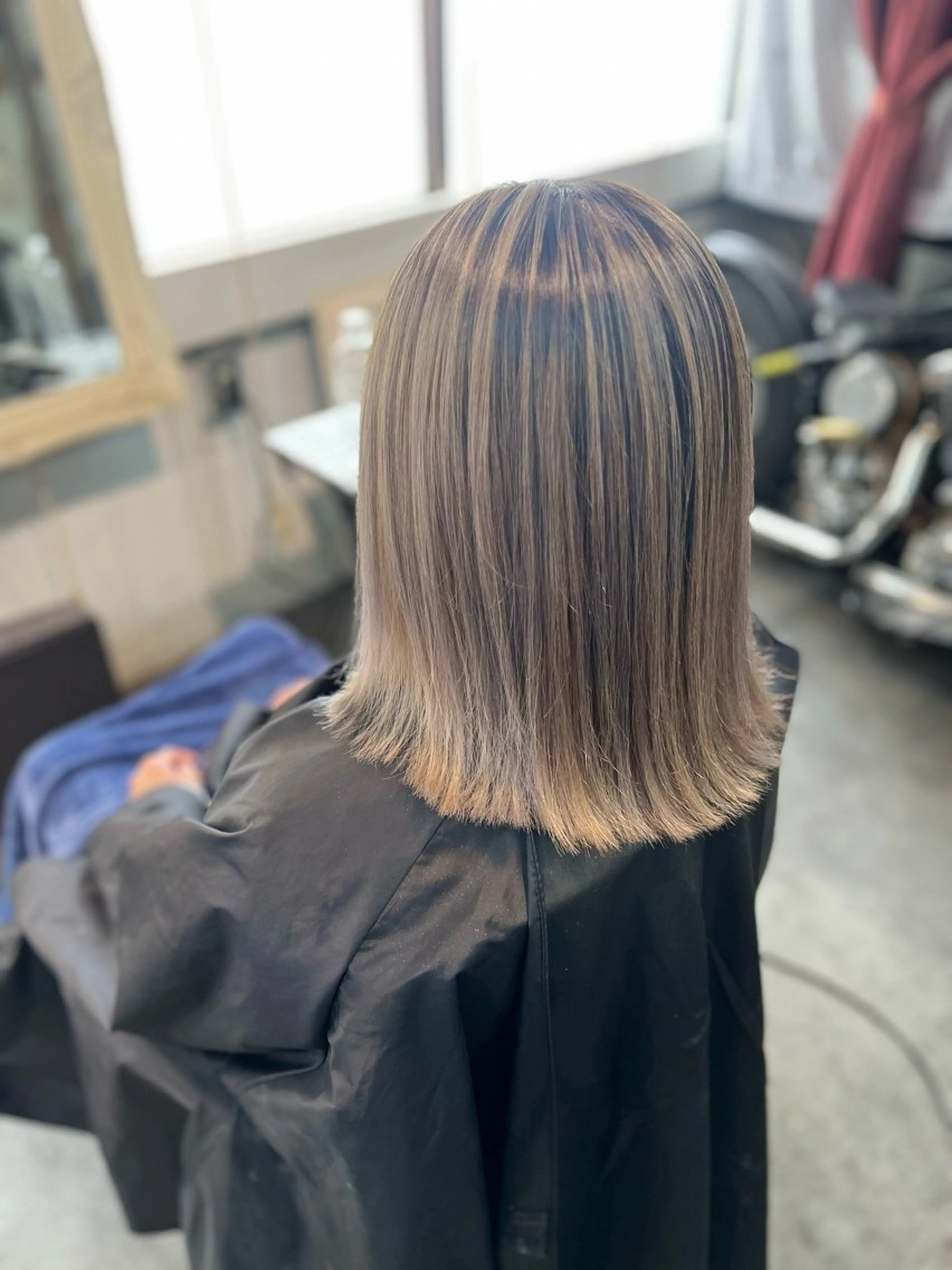 ミディアム カラー ヘアカラー Mariana雛/ 西大分/ハイライトのヘアスタイル