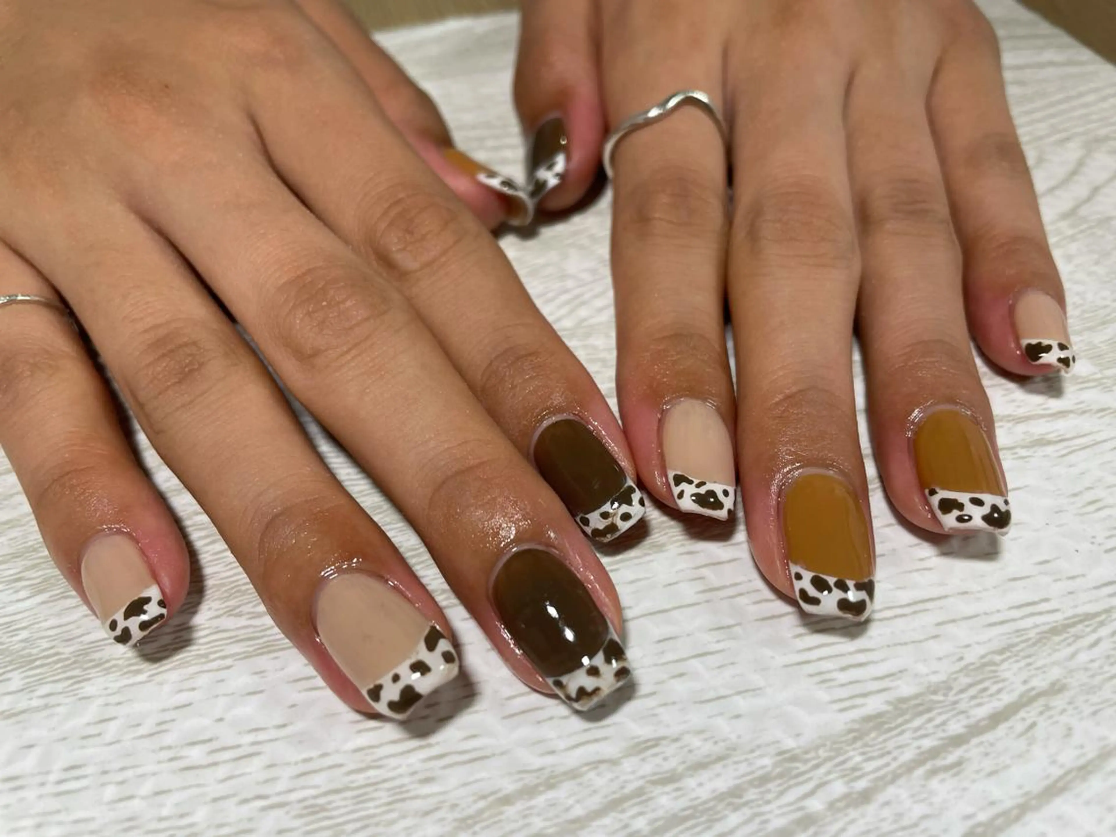 ネイル ハンドネイル Ulu  Nail 🌱MOMOKAのネイルデザイン