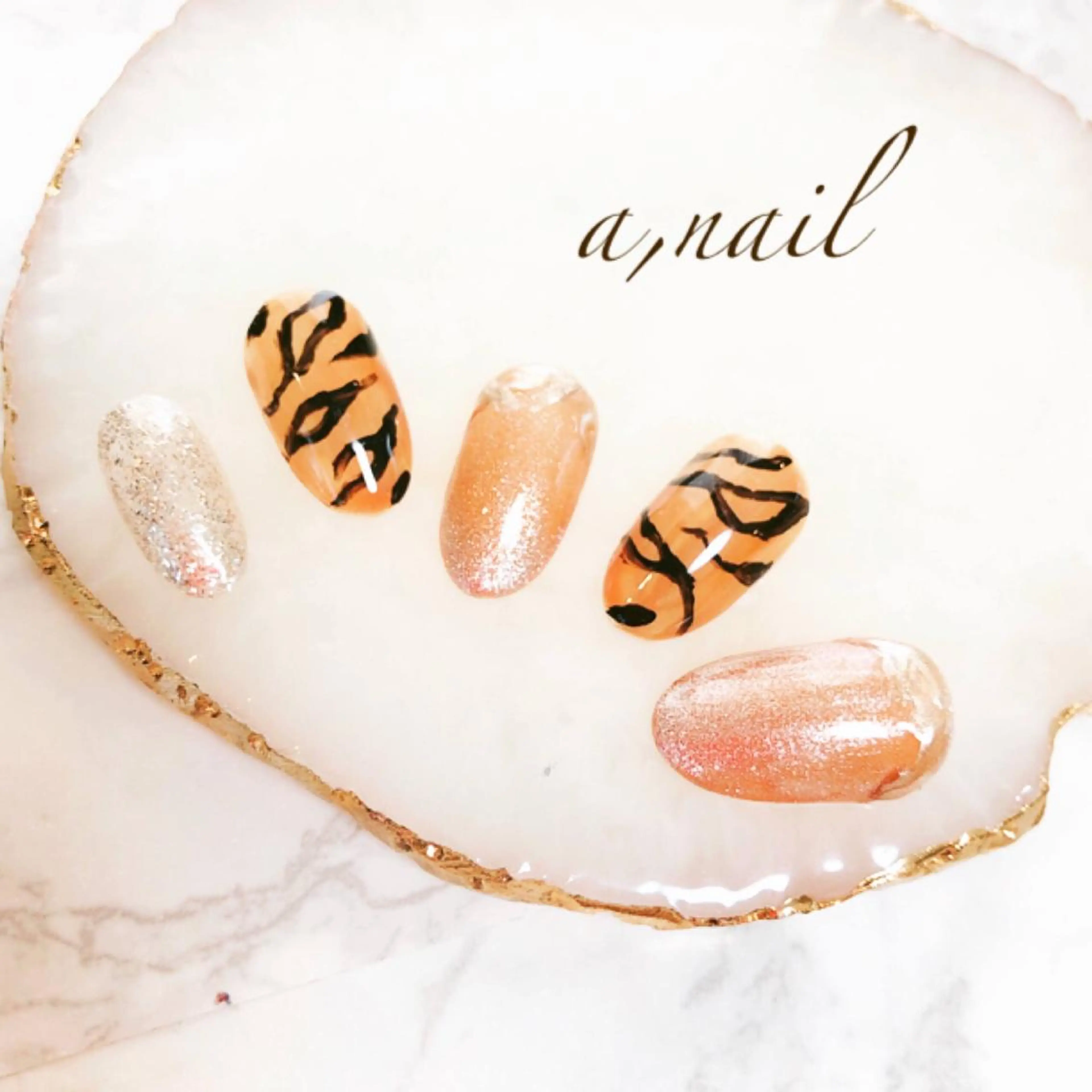 ネイル フットネイル ジェルネイル グラデーション マグネットネイル ミラーネイル ハンドネイル ネイルサロン エーネイルのネイルデザイン