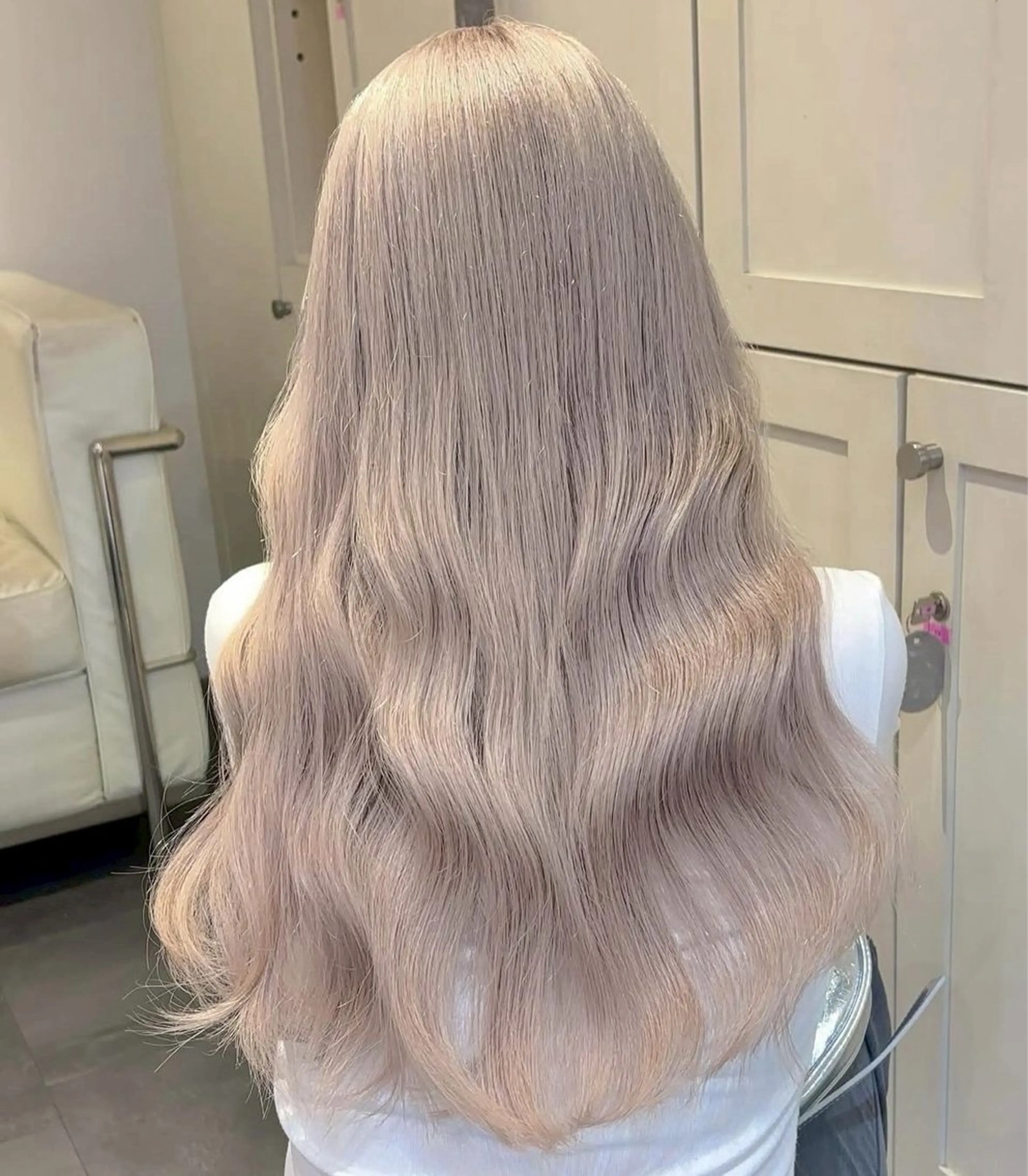 セミロング カラー ヘアカラー 🫧ミルクティー ブリーチRIKU🫧のヘアスタイル