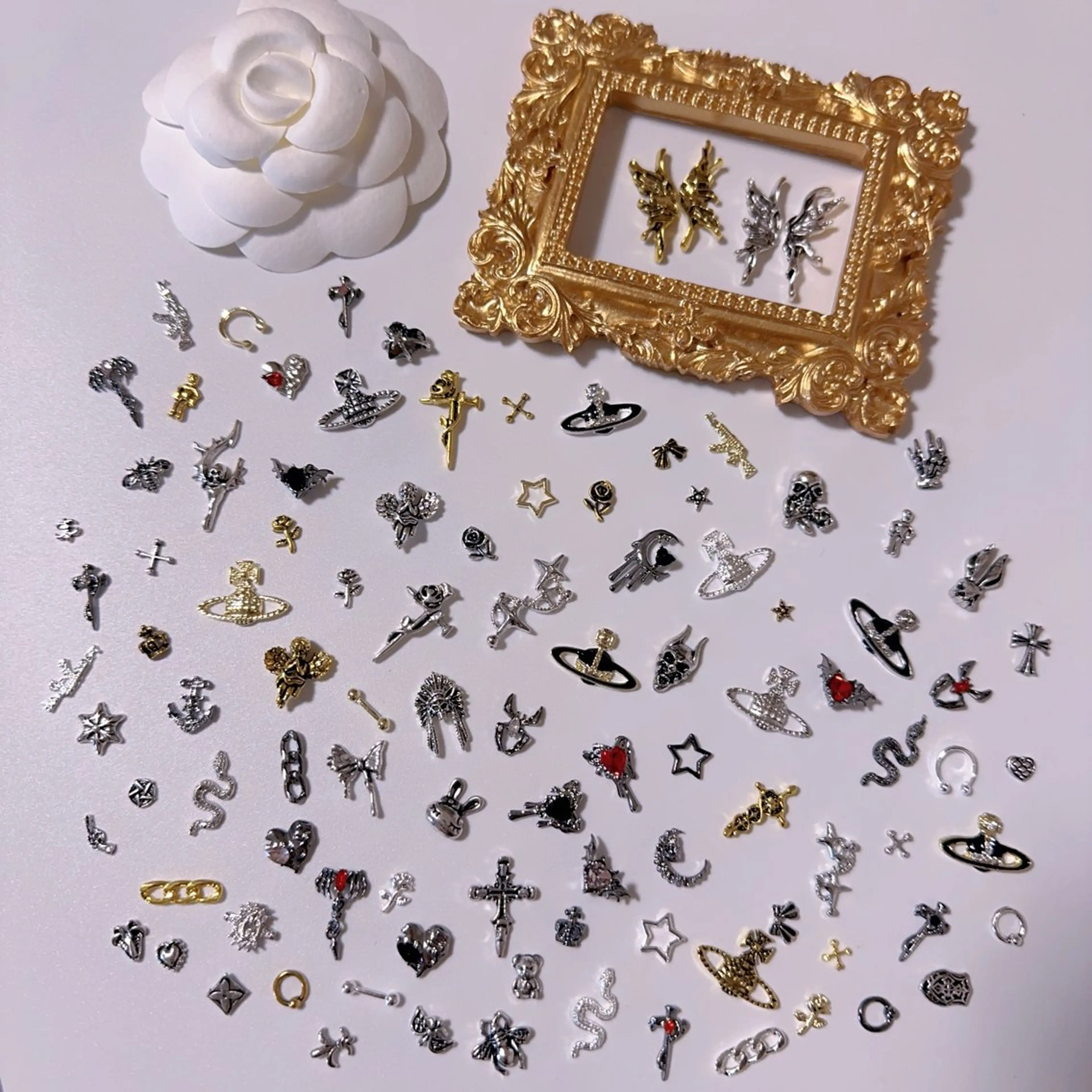 ネイル オーロラネイル フットネイル 韓国ネイル ラメ(グリッター) ラメグラデーション Belle nail salon 新小岩のネイルデザイン