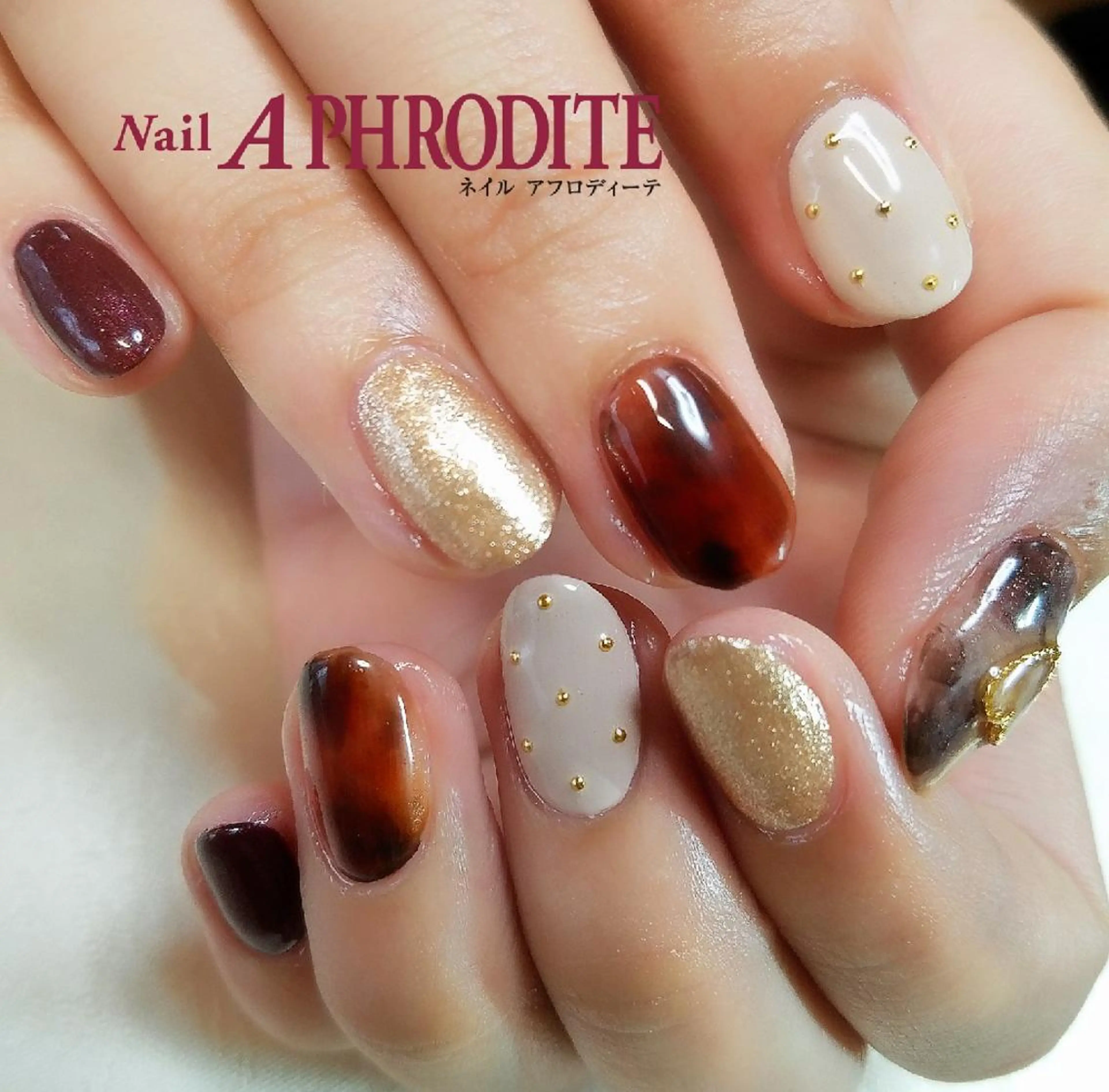 ネイル べっ甲ネイル Nail  Aphroditeのネイルデザイン