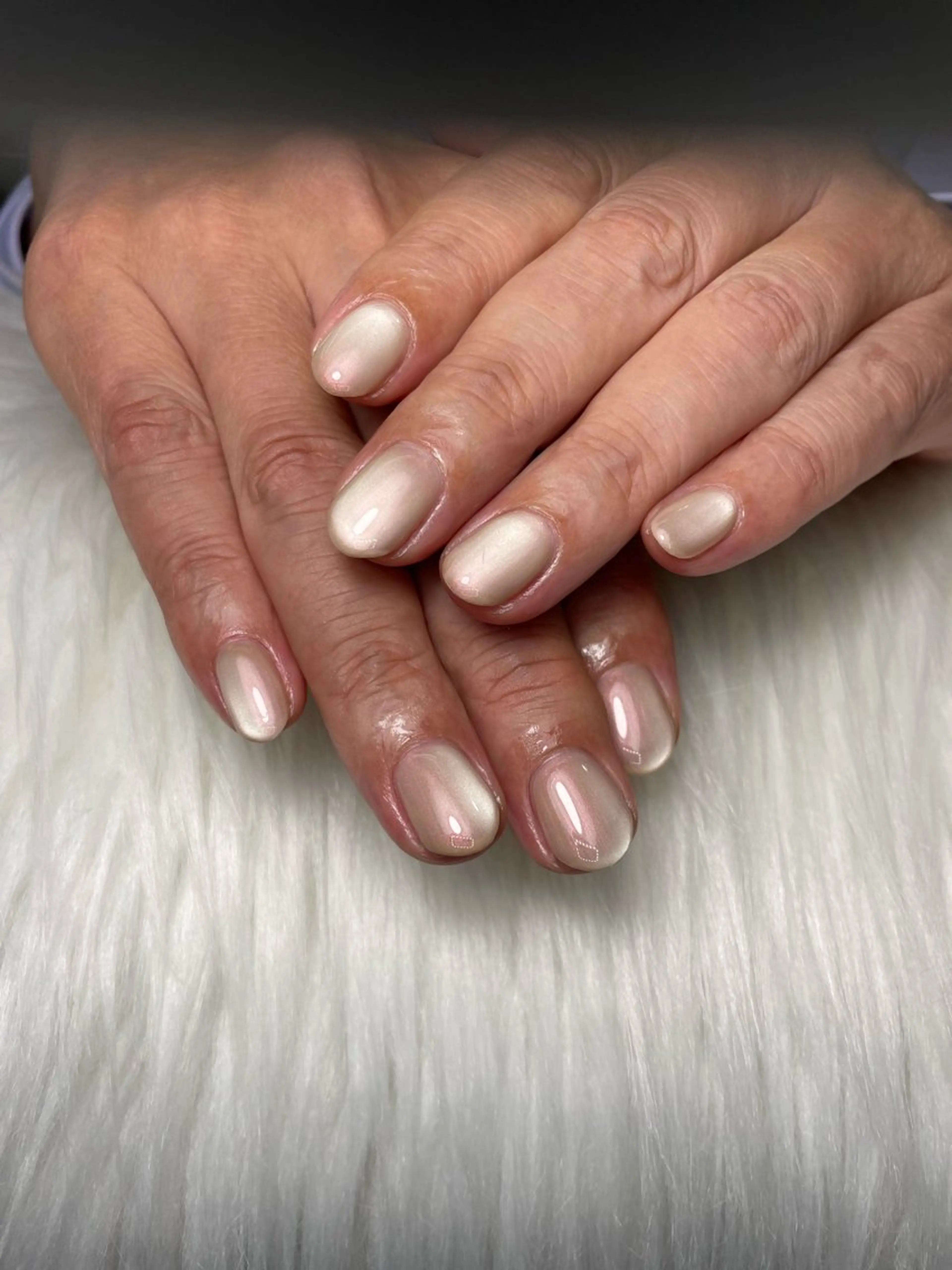 ネイル 氷ネイル・うるうるネイル マグネットネイル ハンドネイル ハンドケア 美容室るーじゅ所属・美容室 るーじゅ/しいの木台のマツエク・マツパデザイン