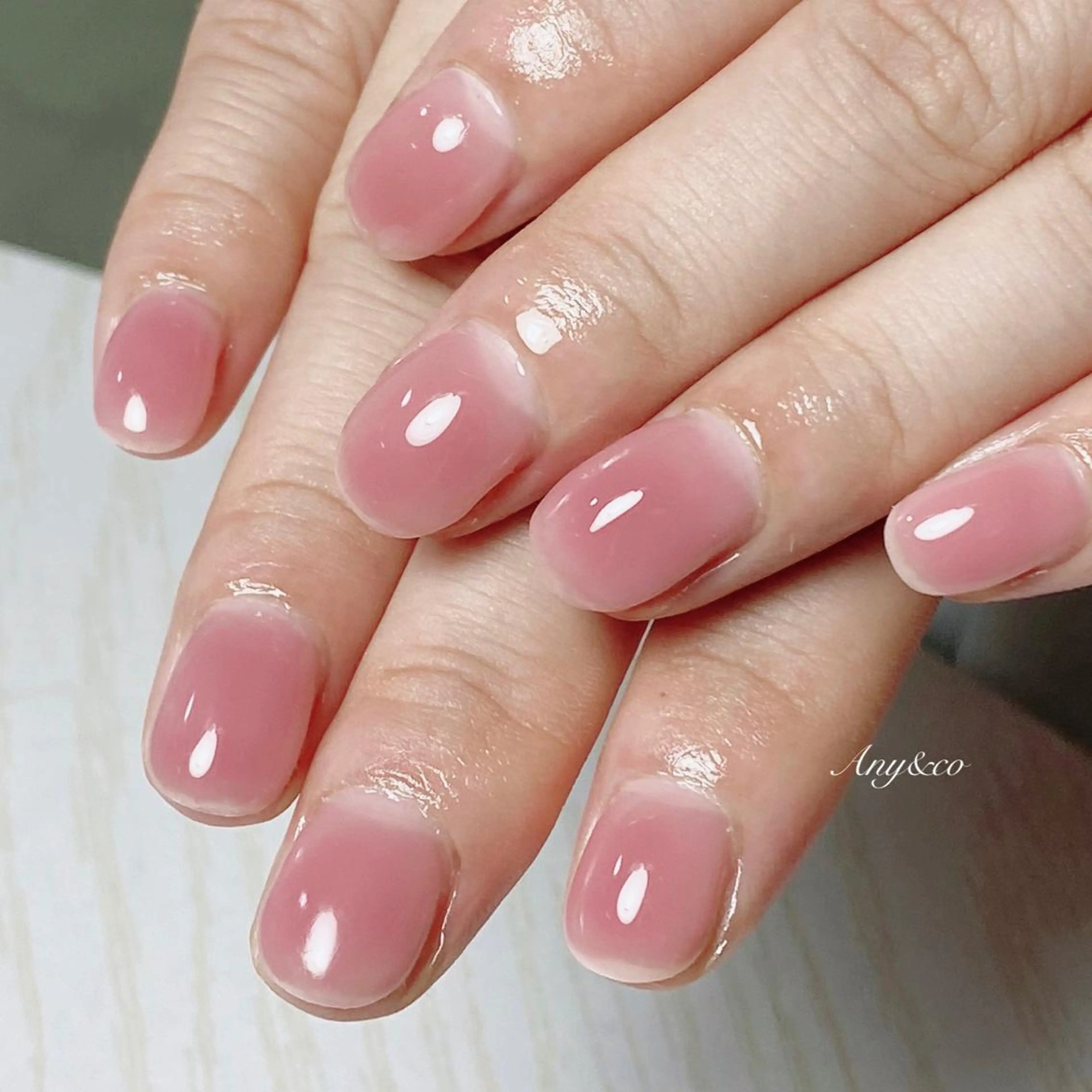 ネイル チークネイル グラデーション オフィスネイル ワンカラーネイル シンプルネイル Any&co 【エニコ】のマツエク・マツパデザイン