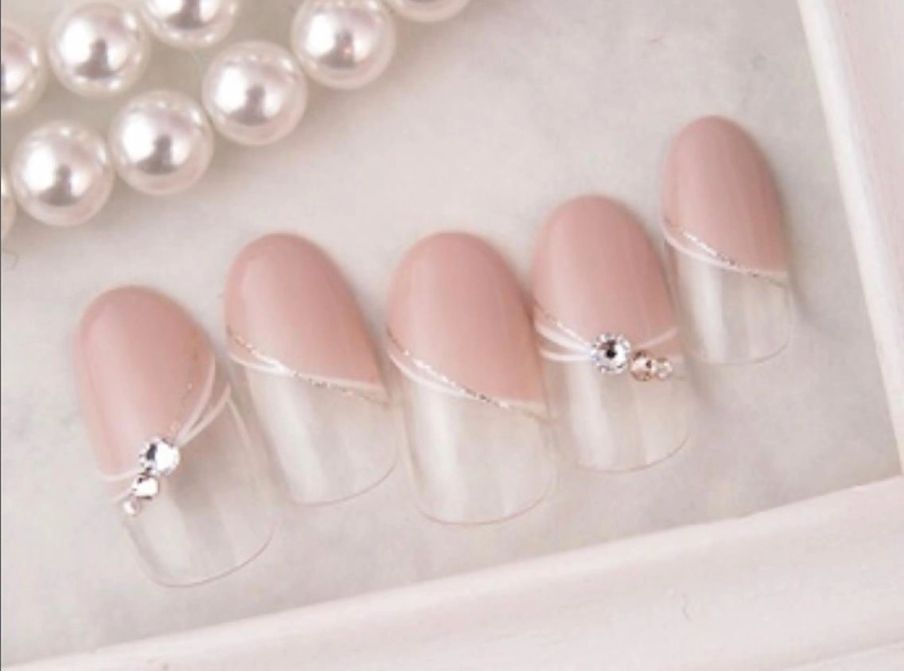 ネイル Lisse所属・戸田 奈津美のマツエク・マツパデザイン