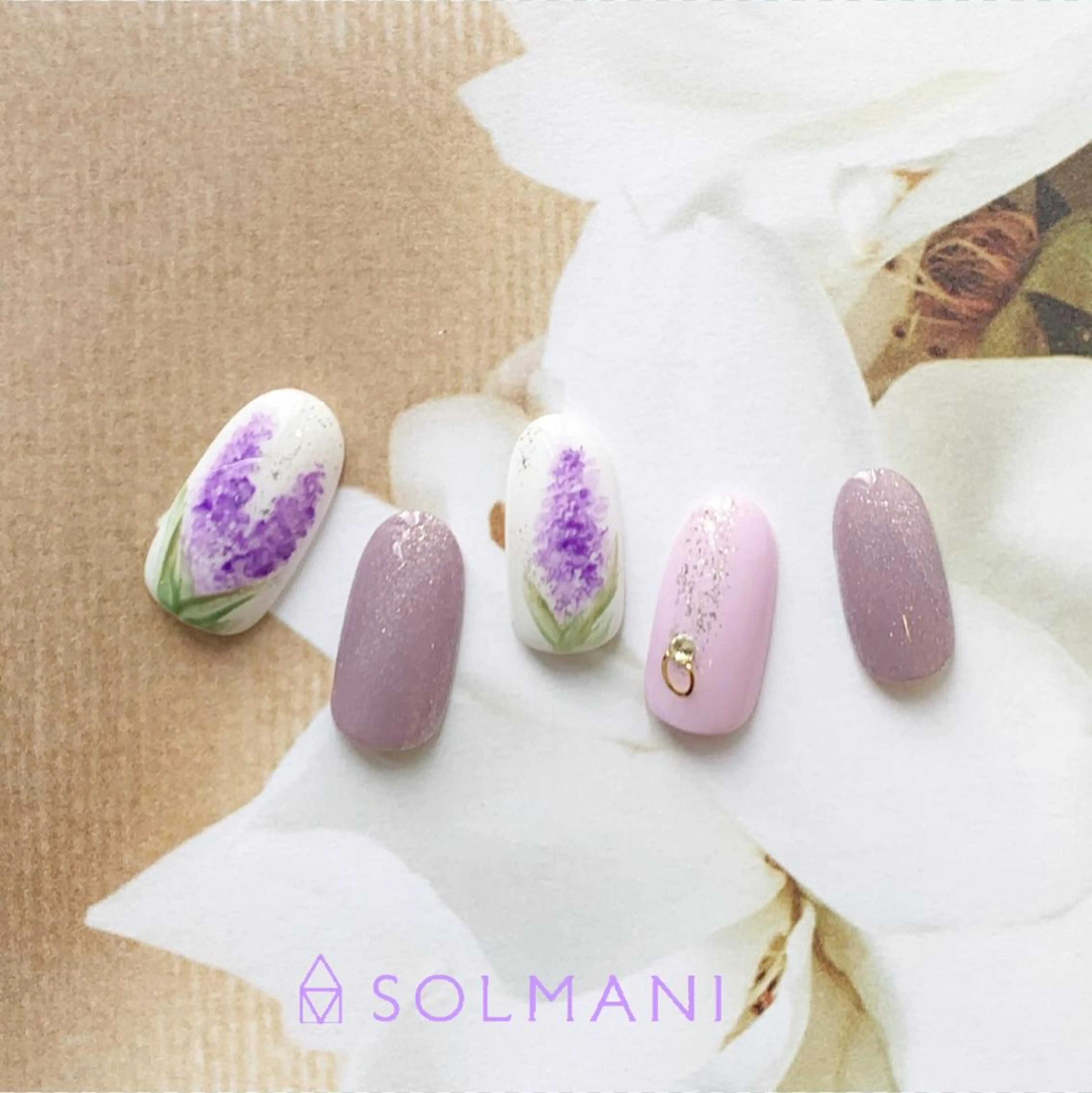 ネイル SOLMANI 予約担当のネイルデザイン