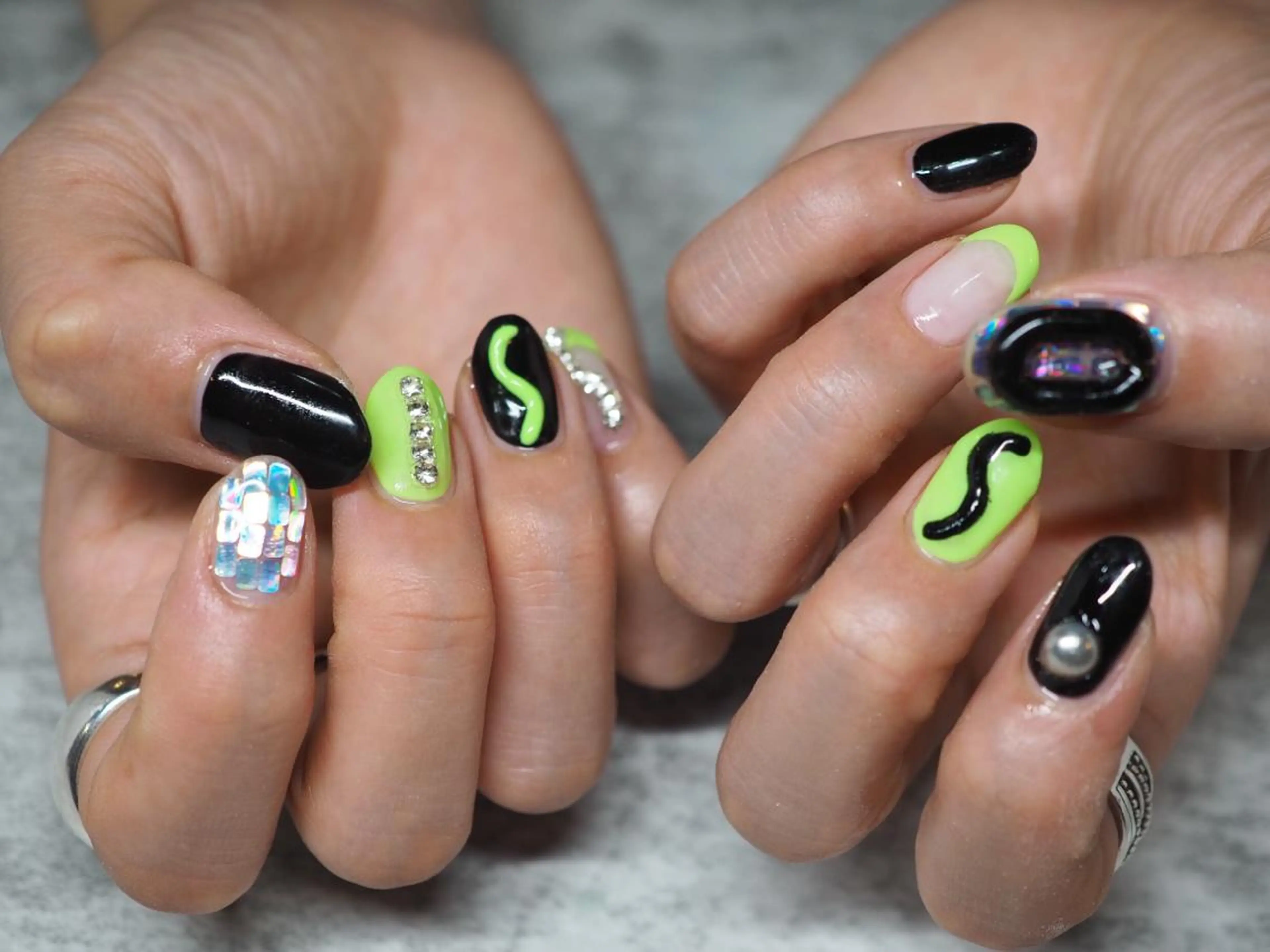 ネイル Total Beauty LUANA所属・LUANA 里菜のネイルデザイン